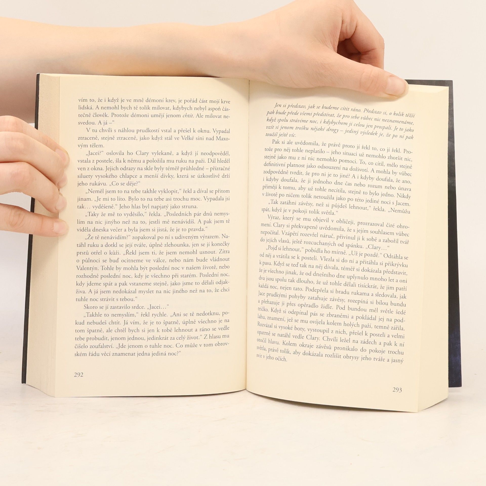 Cassandra Clare Nástroje smrti 3: Město ze skla