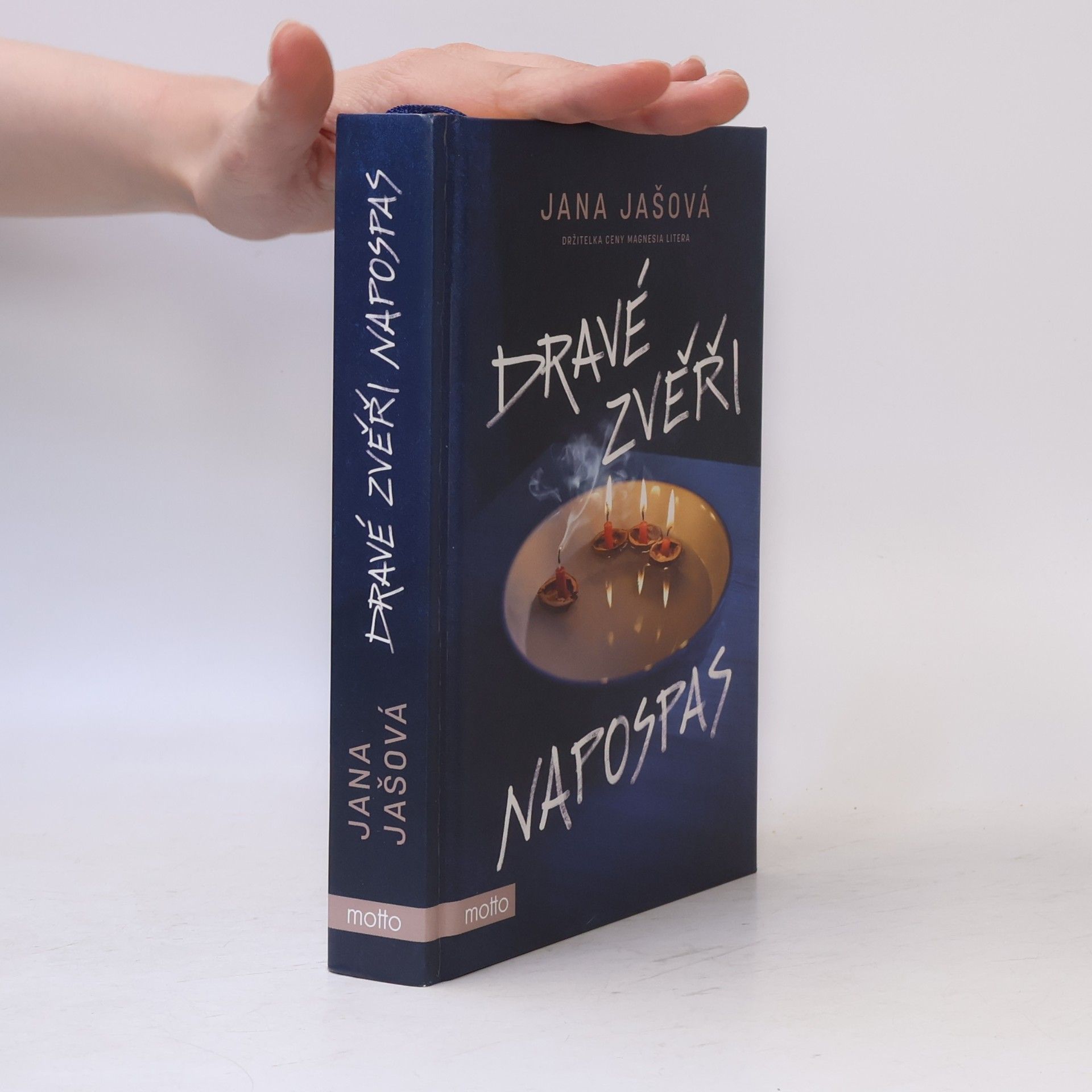 Jana Jašová Dravé zvěři napospas