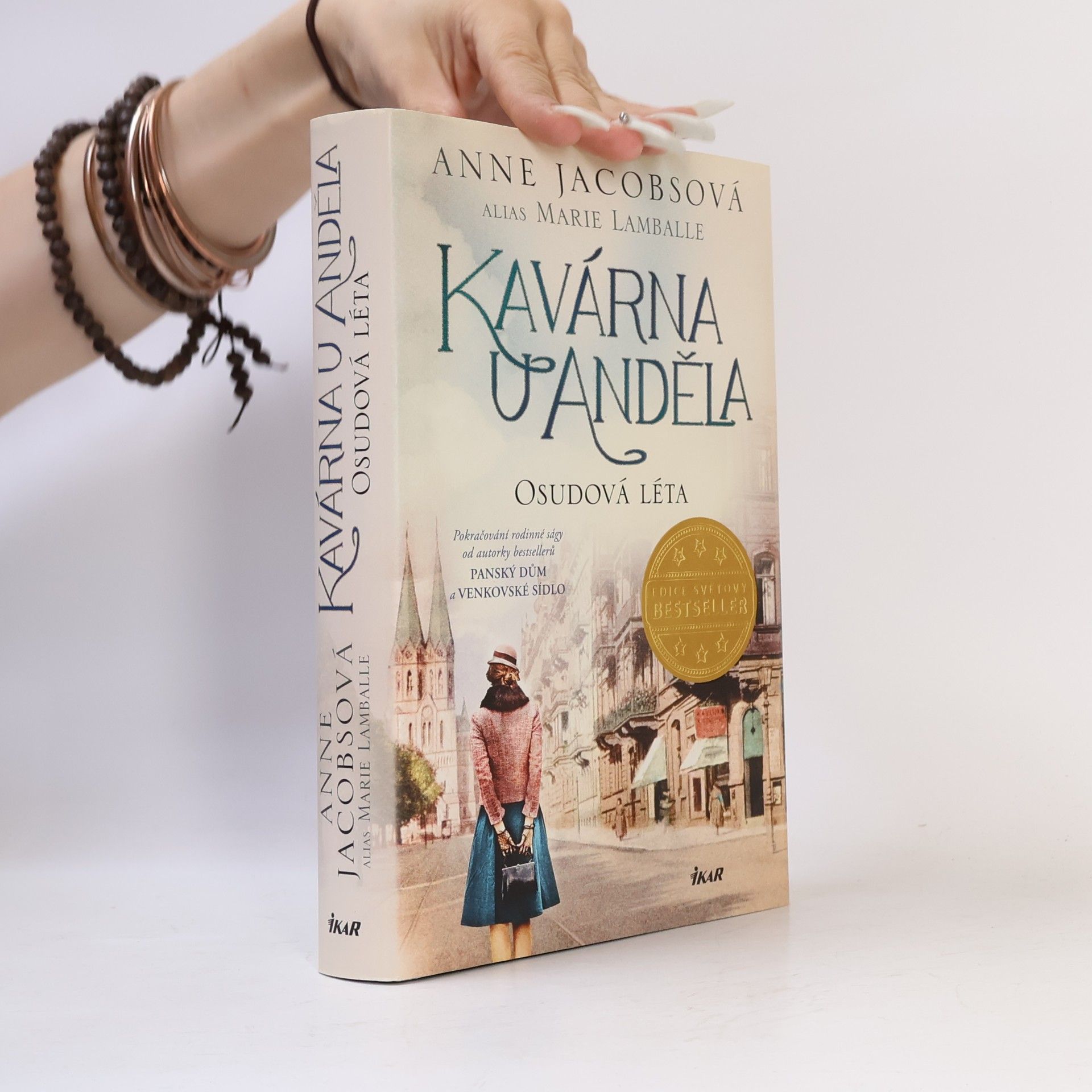Anne Jacobs Kavárna U Anděla. Osudová léta