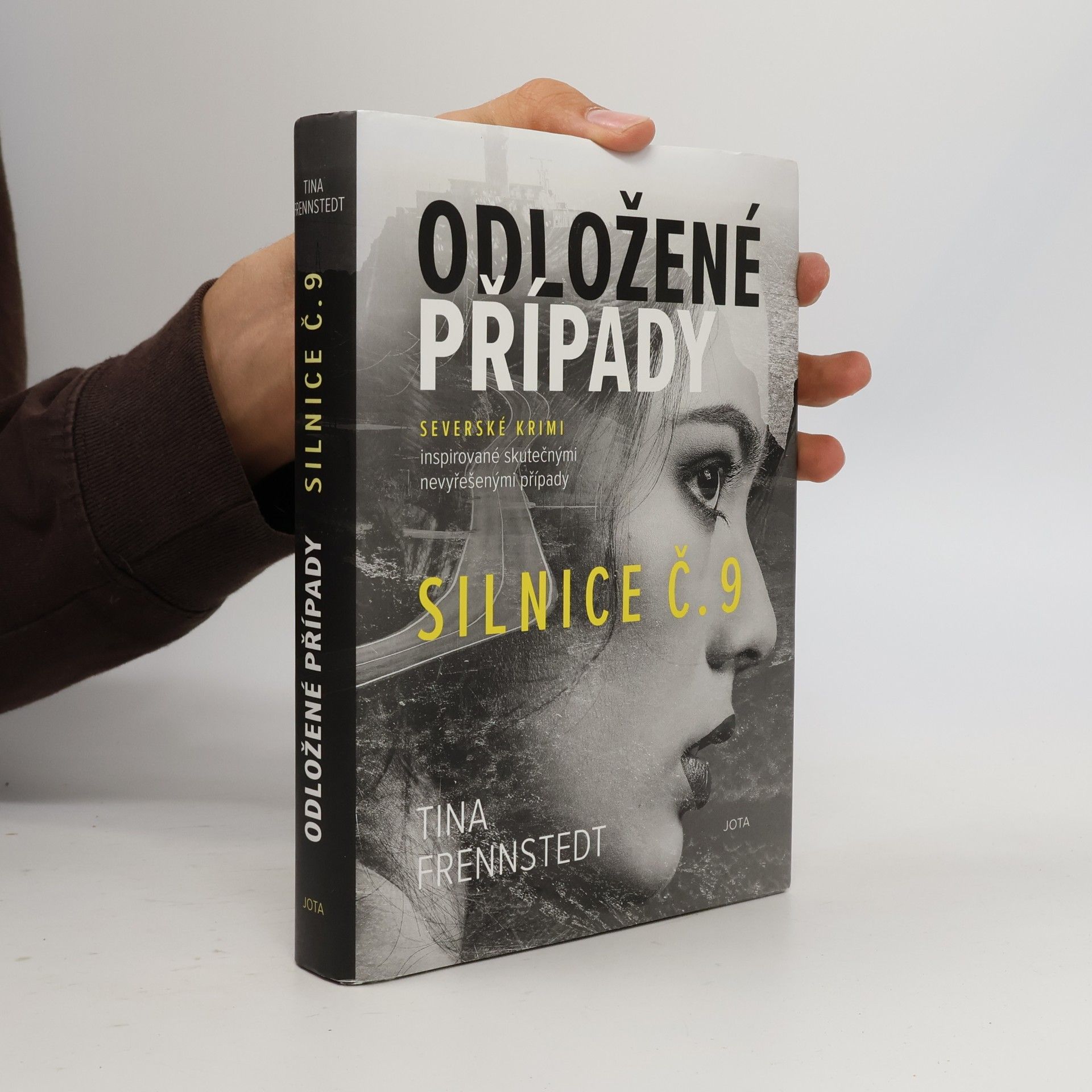 Tina Frennstedt Odložené případy. Silnice č.9