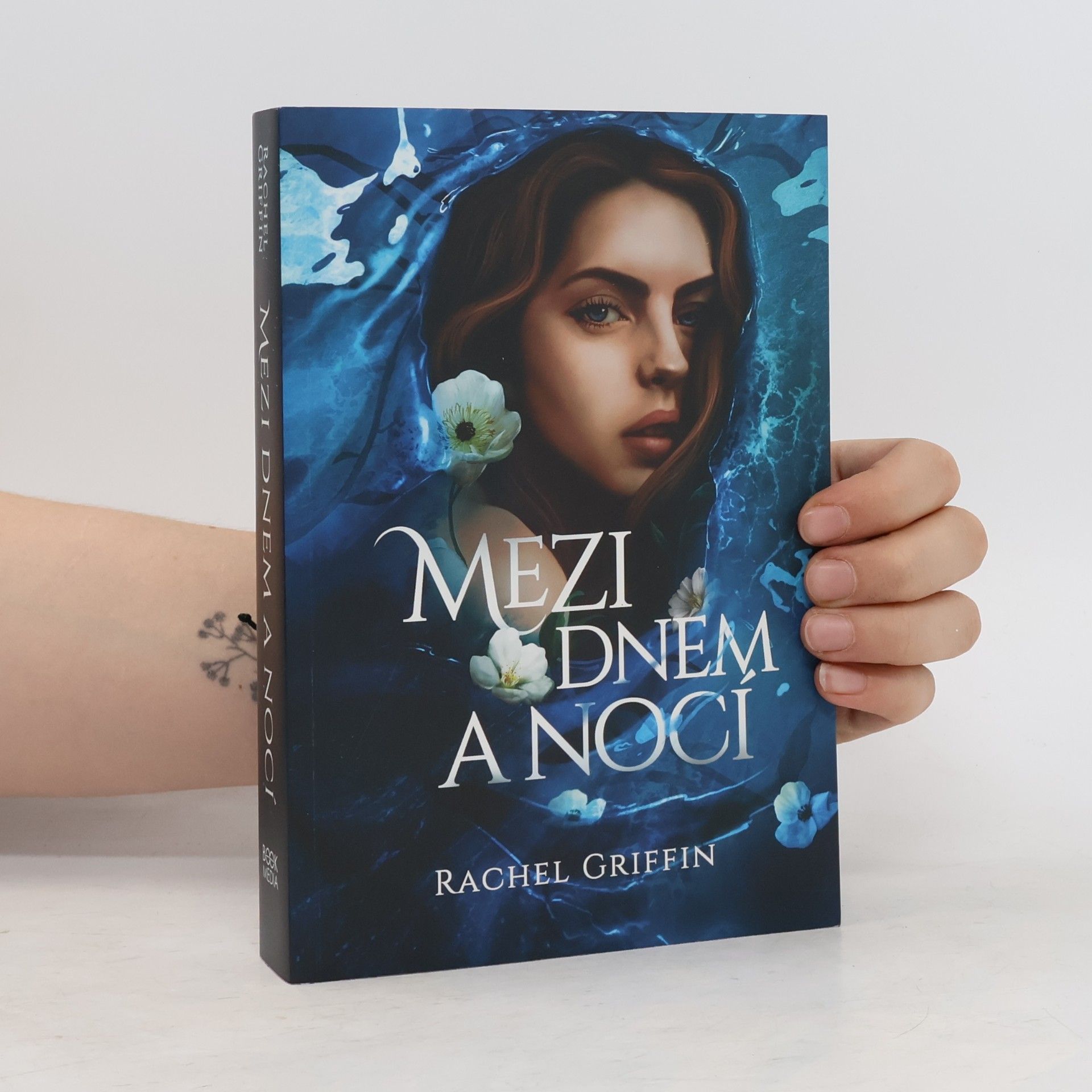 Rachel Griffin Mezi dnem a nocí