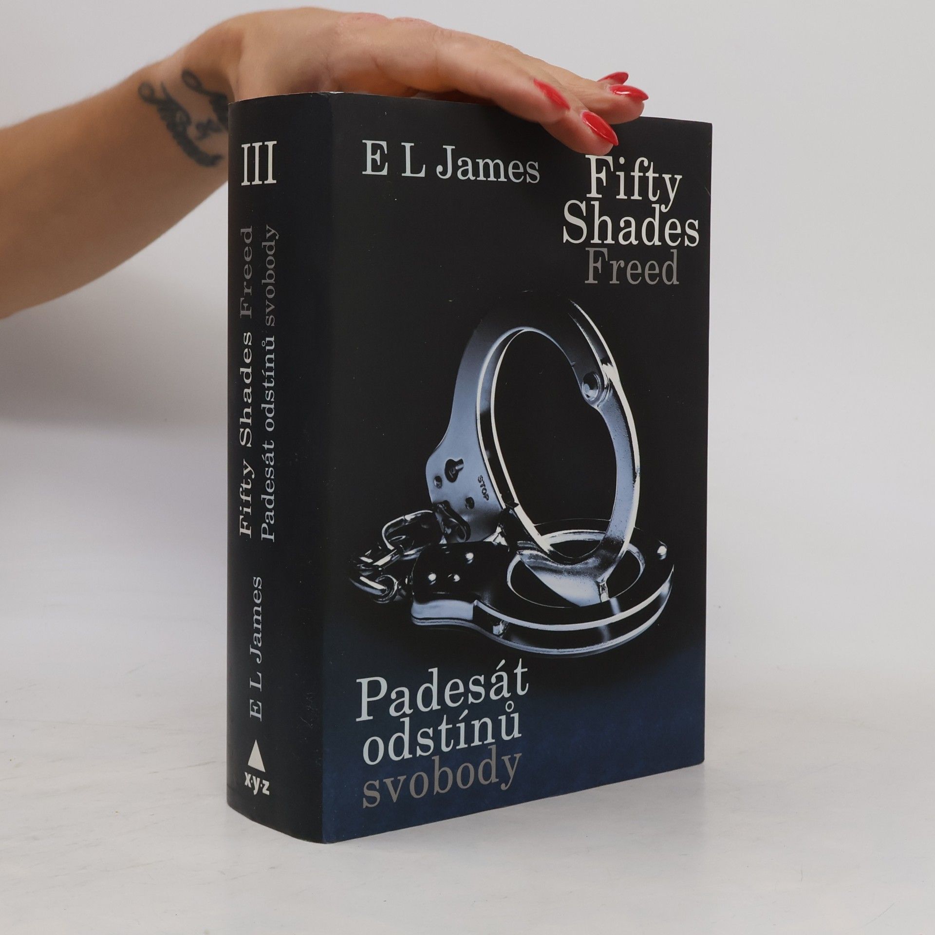 E L James Padesát odstínů svobody