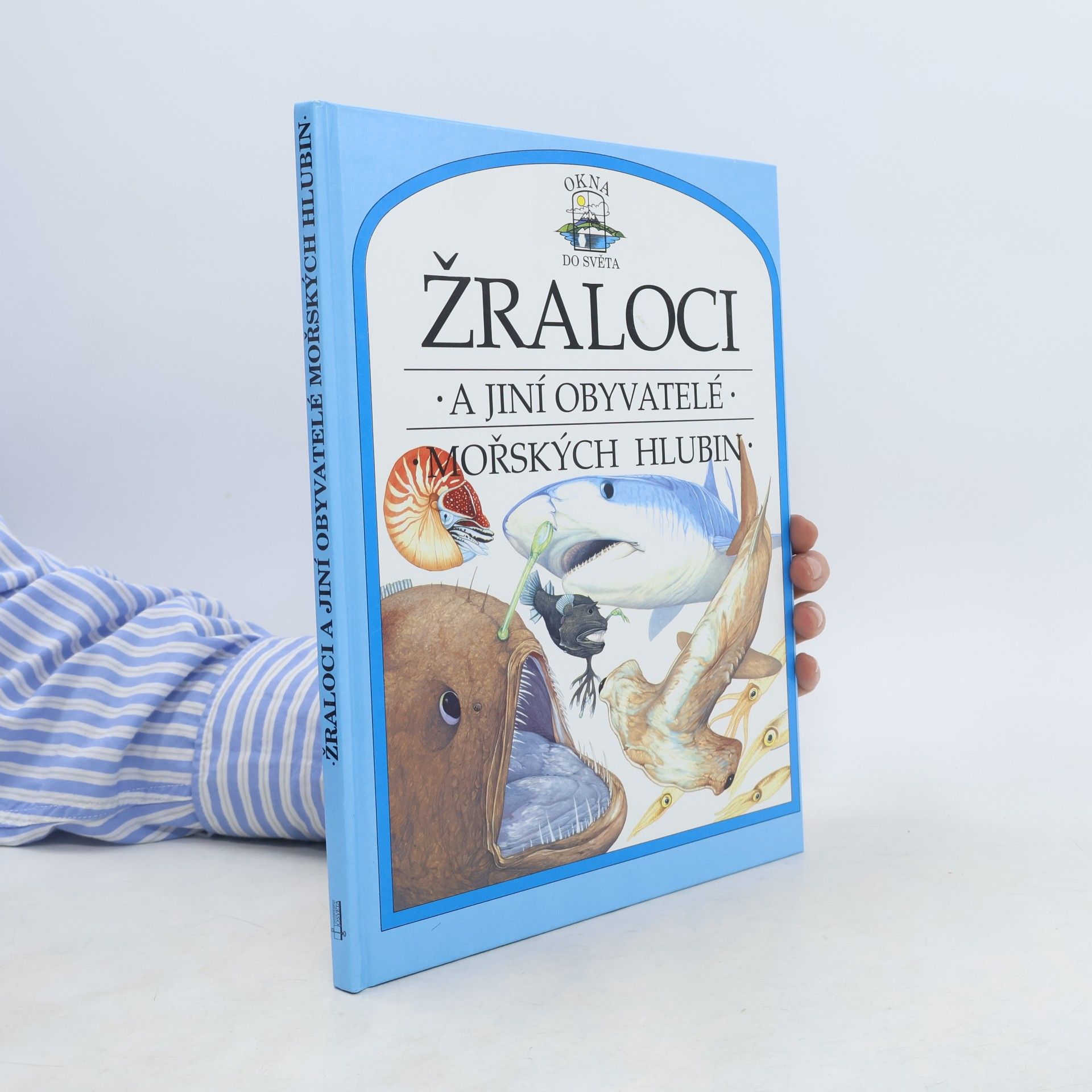 Philip Steele Žraloci a jiní obyvatelé mořských hlubin