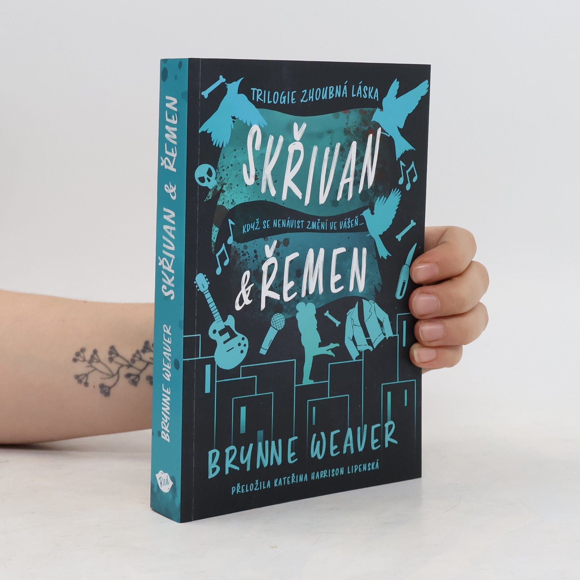Brynne Weaver Skřivan & Řemen