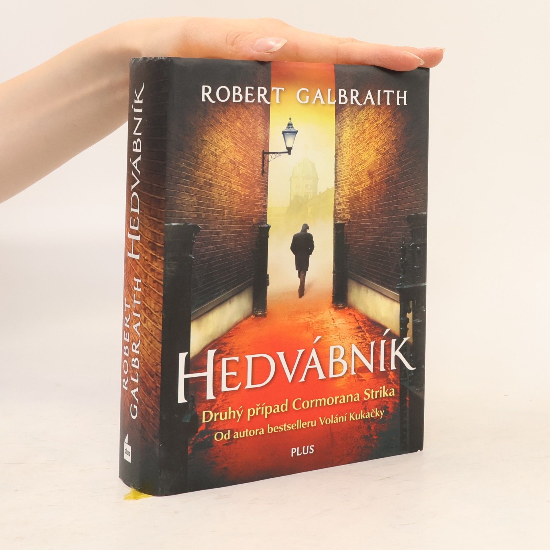 J. K. Rowling Hedvábník