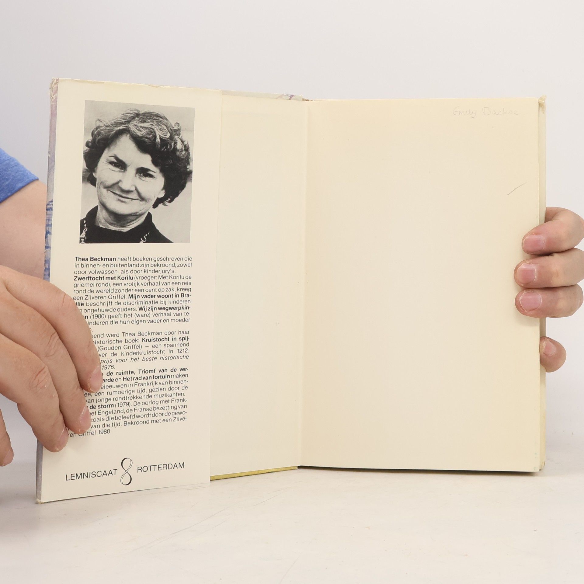 Thea Beckman Wij zijn wegwerpkinderen