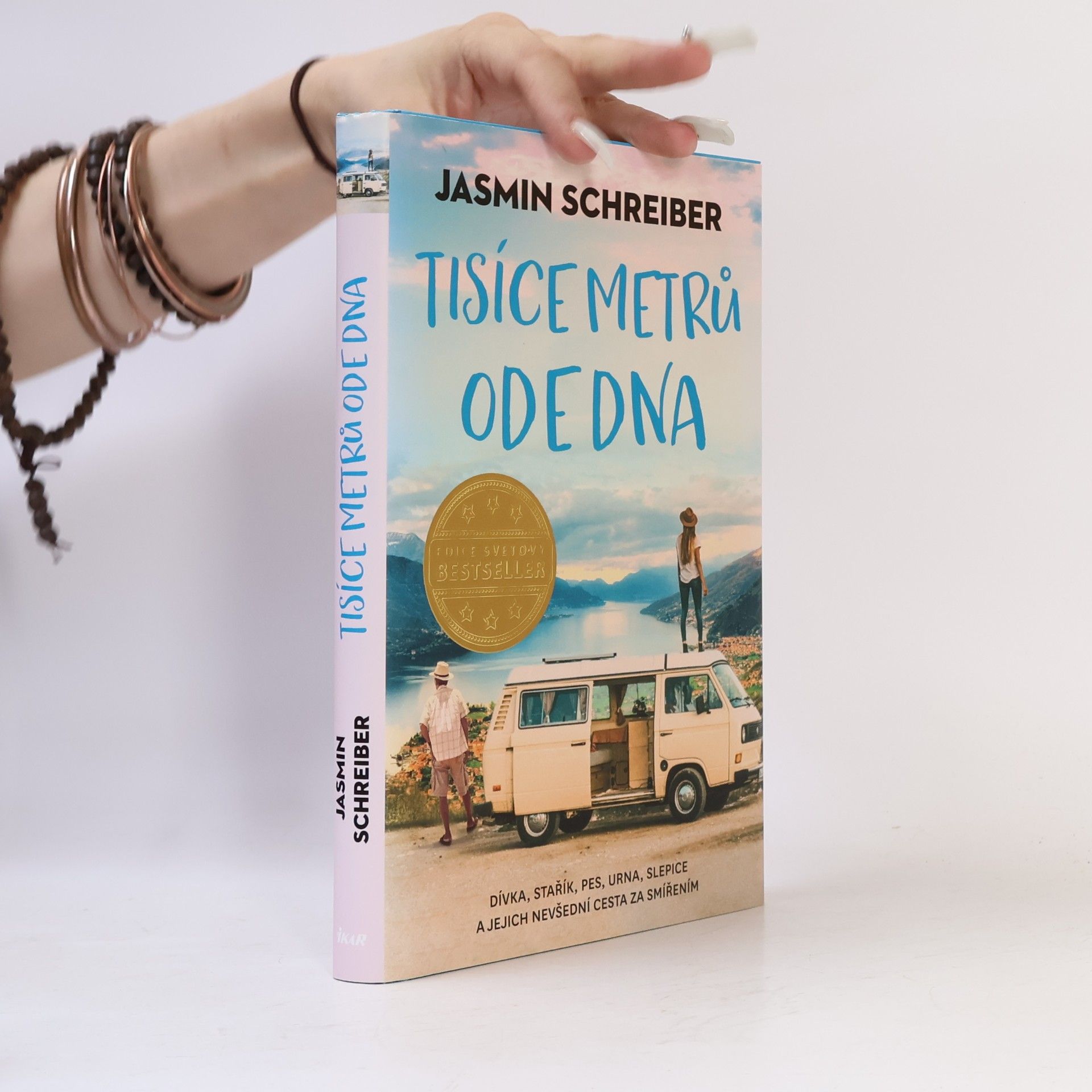 Jasmin Schreiber Tisíce metrů ode dna