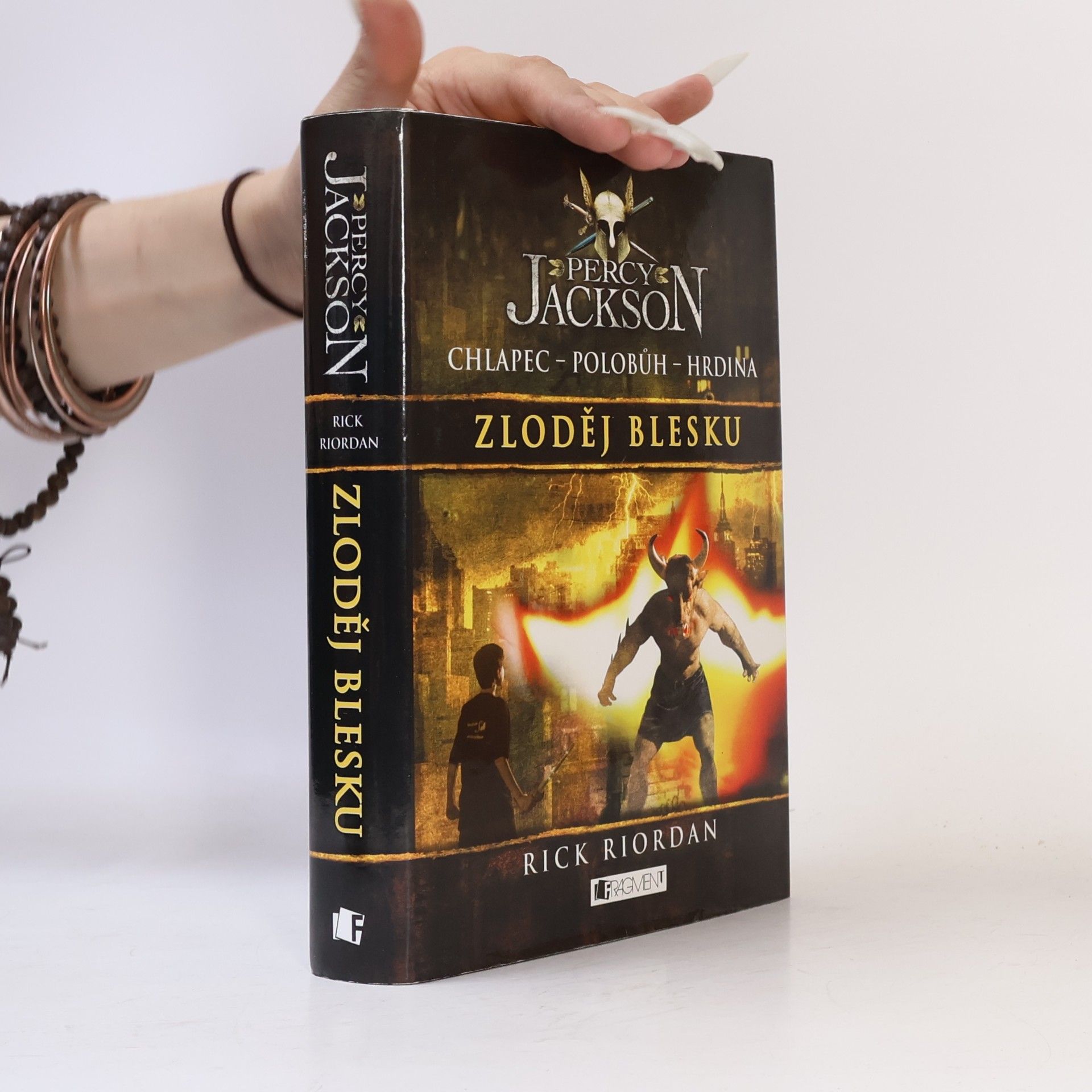 Rick Riordan Percy Jackson. Zloděj blesku