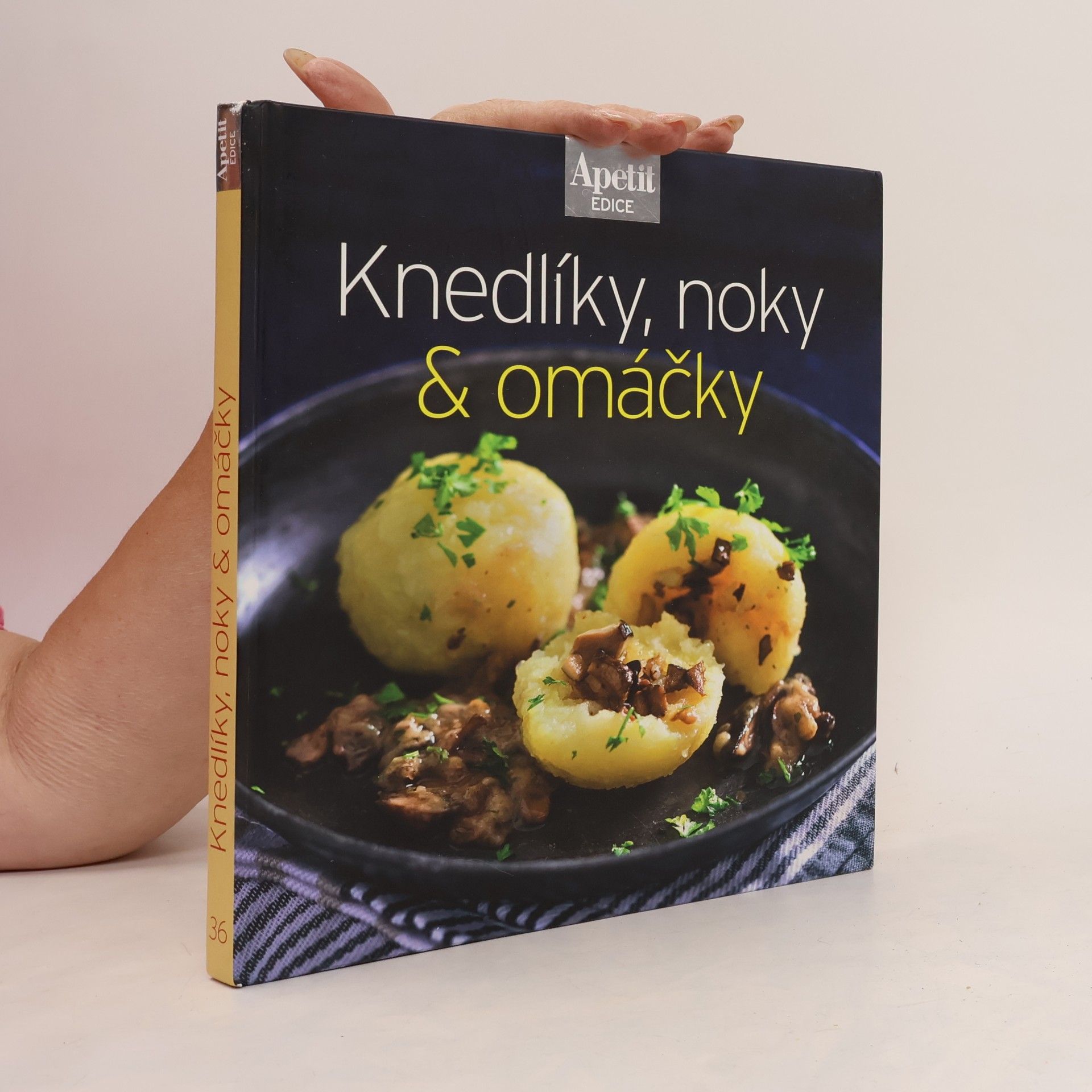 Kolektív autorov Knedlíky, noky & omáčky