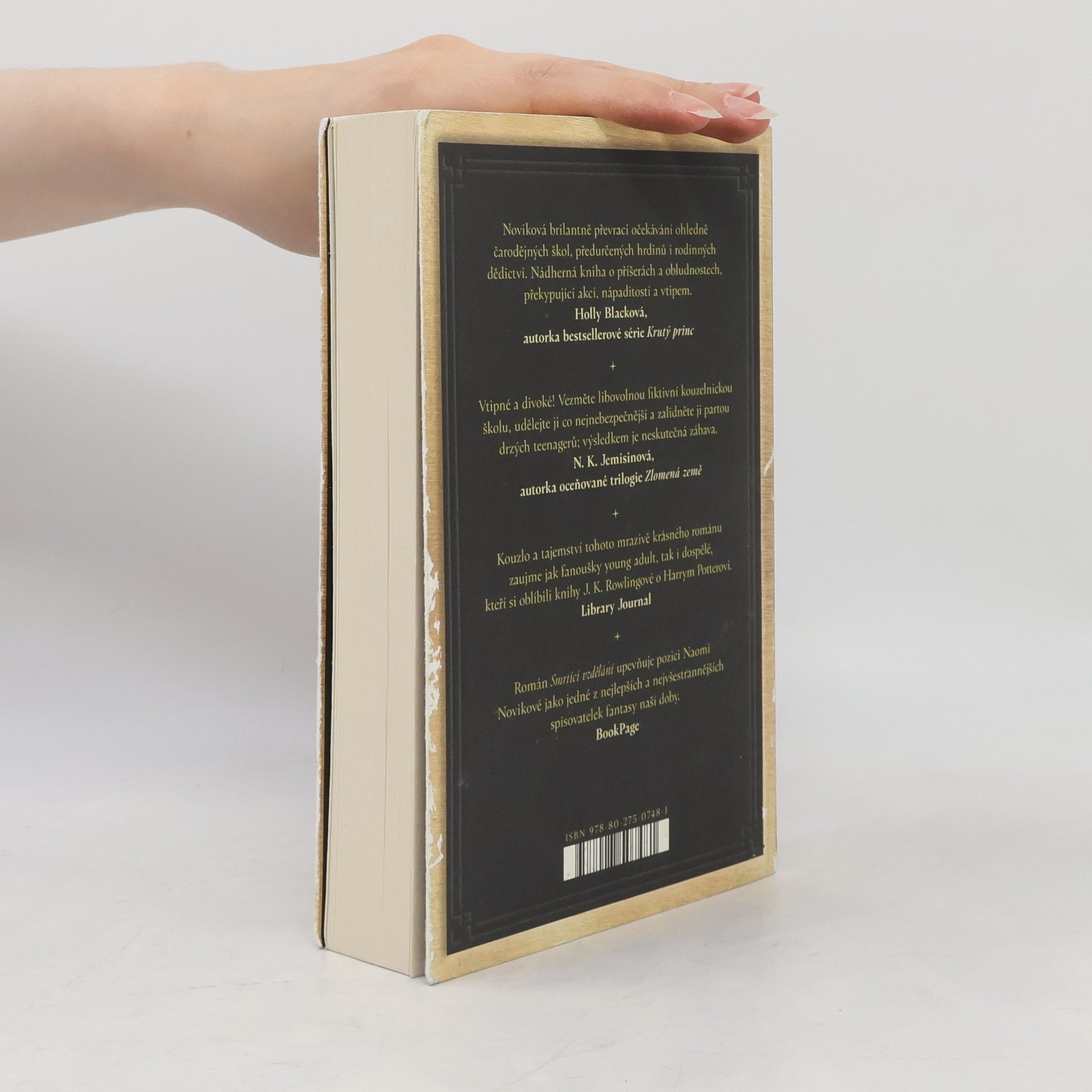 Naomi Novik Smrtící vzdělání. První lekce ve Scholomancii