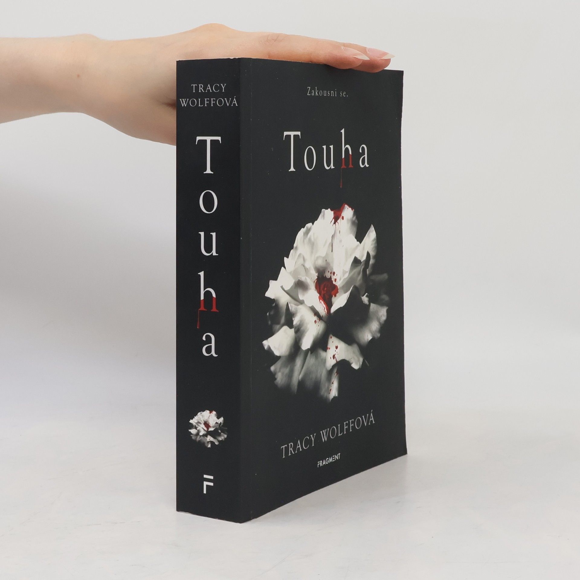 Tracy Wolff Touha