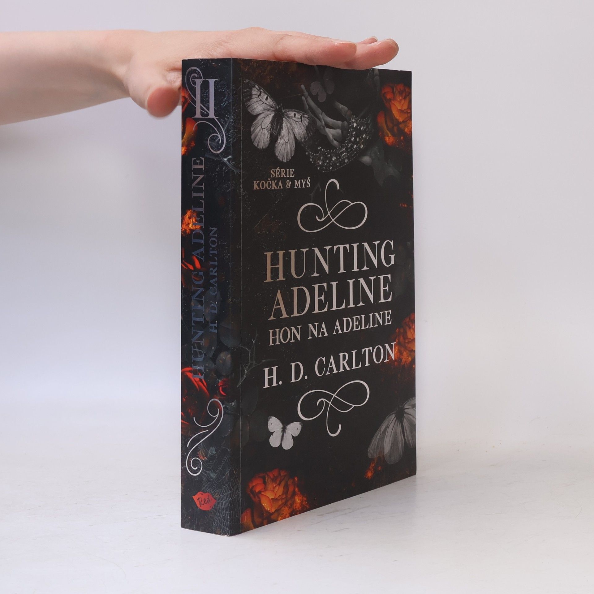 Hunting Adeline. Hon na Adeline