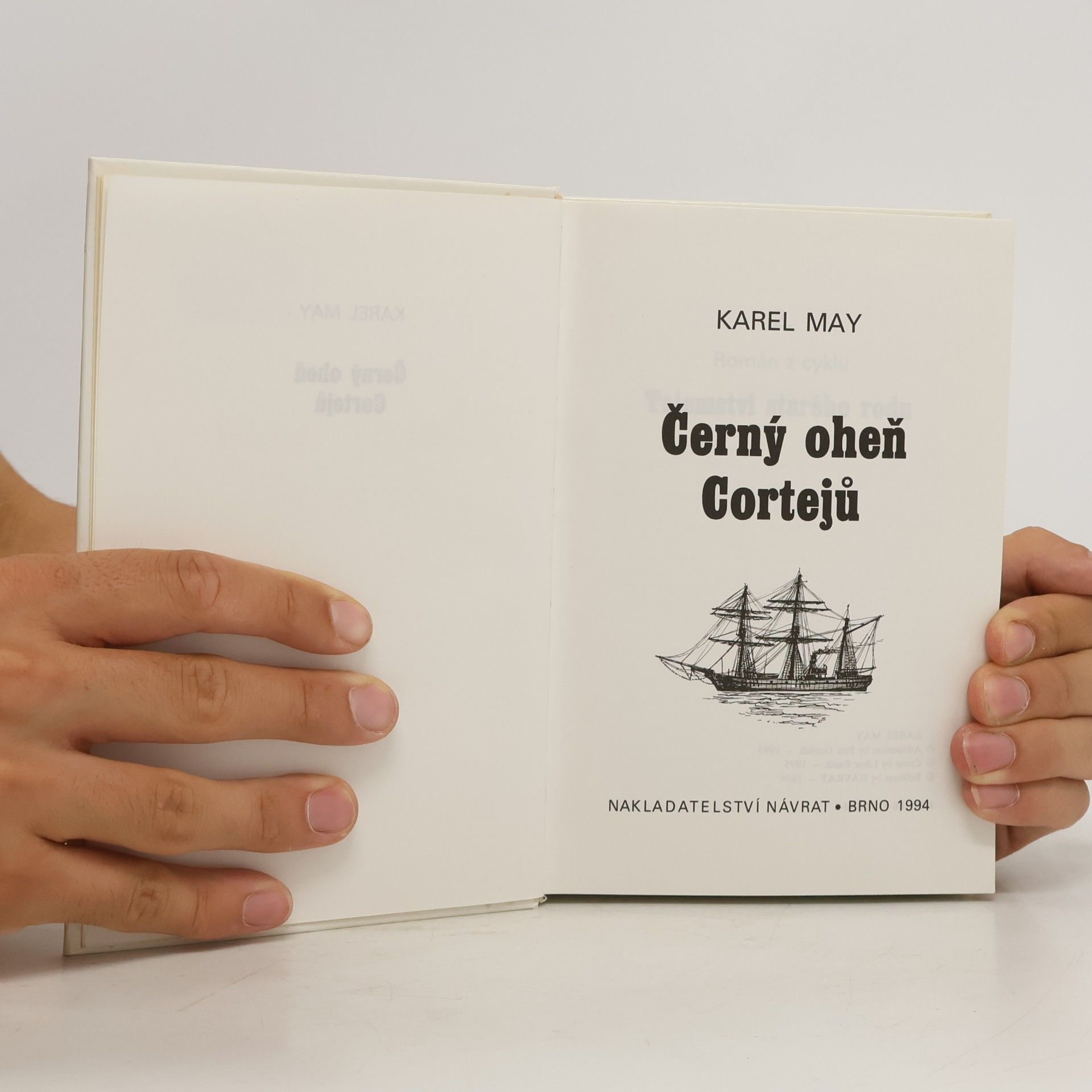 Karl May Černý oheň Cortejů