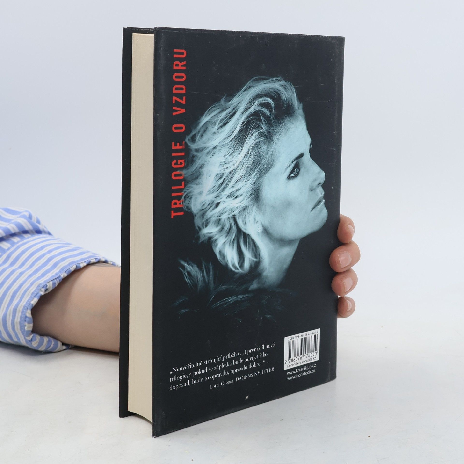 Louise Boije af Gennäs Krvavý květ