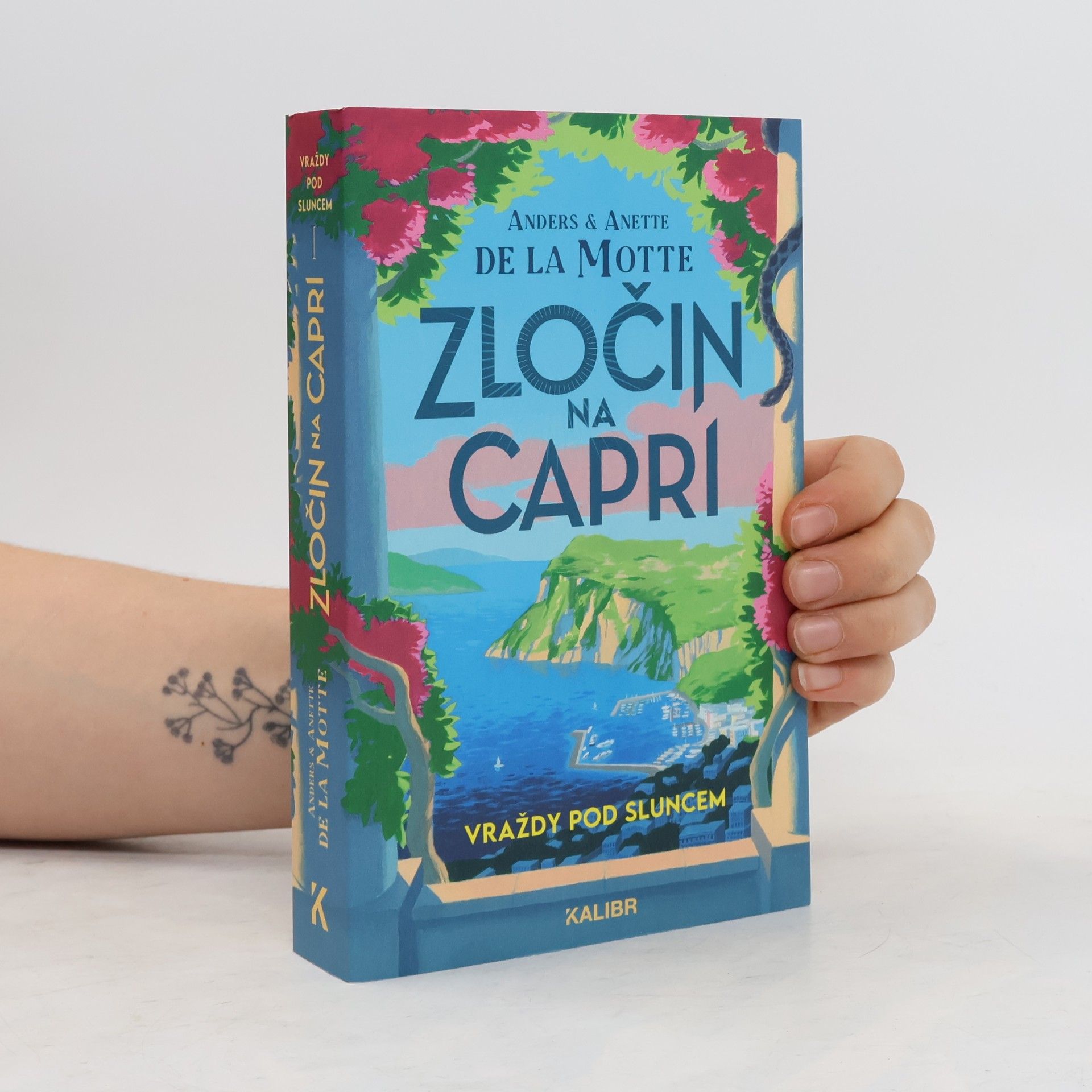 Anette De la Motte Vraždy pod sluncem 1: Zločin na Capri