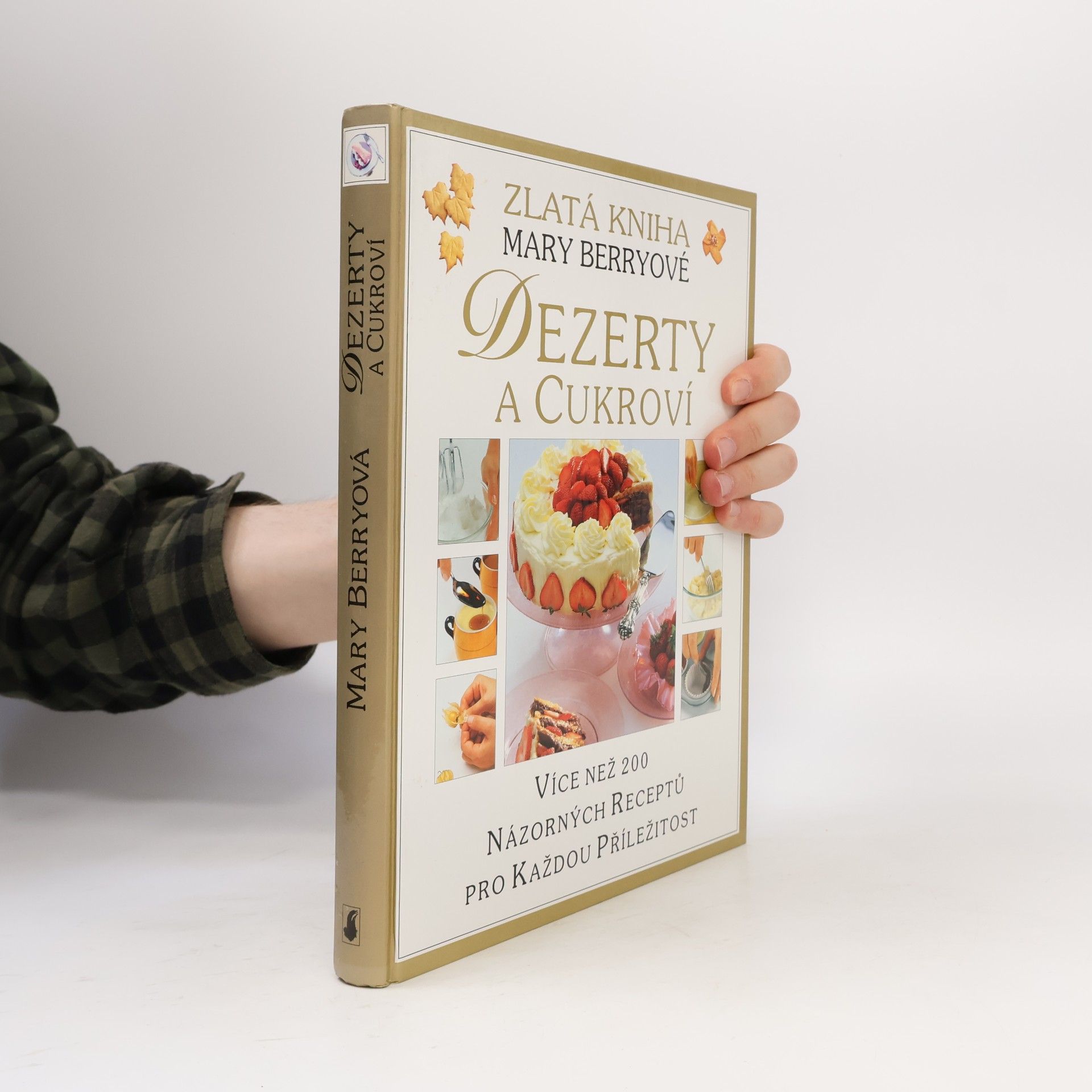Mary Berry Dezerty a cukroví