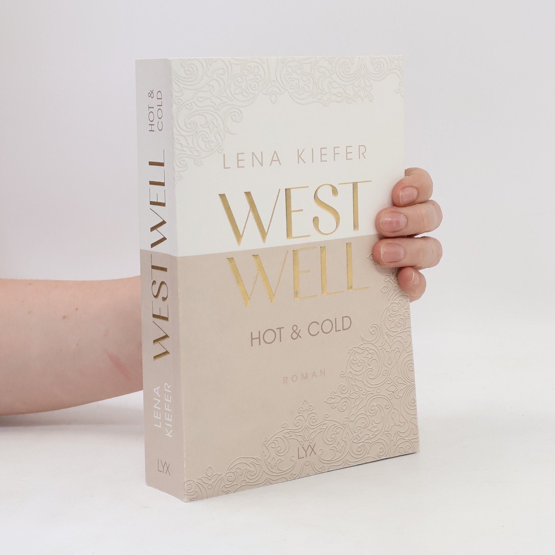 Lena Kiefer Westwell - Hot & Cold