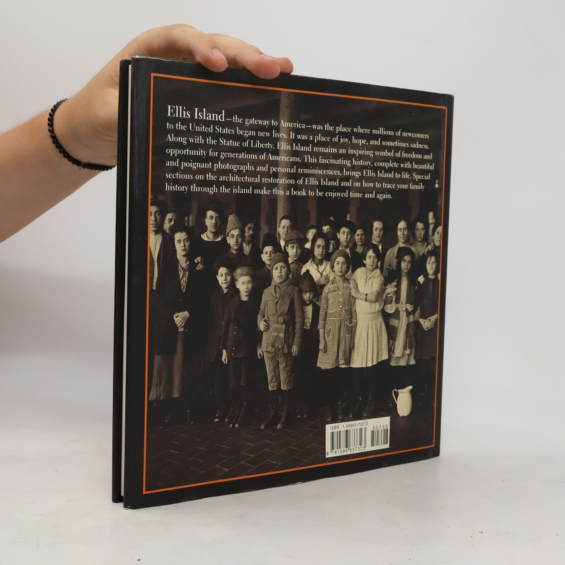 Pamela Reeves Ellis Island