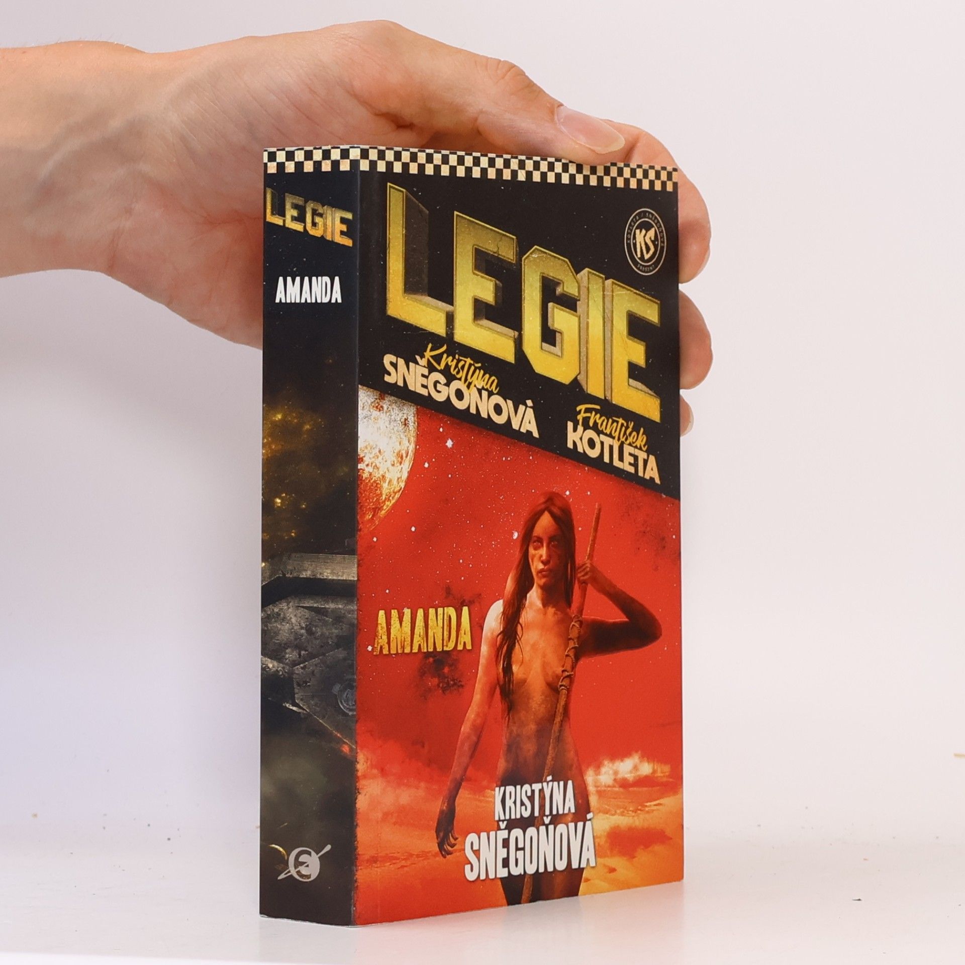 Kristýna Sněgoňová Legie. Amanda