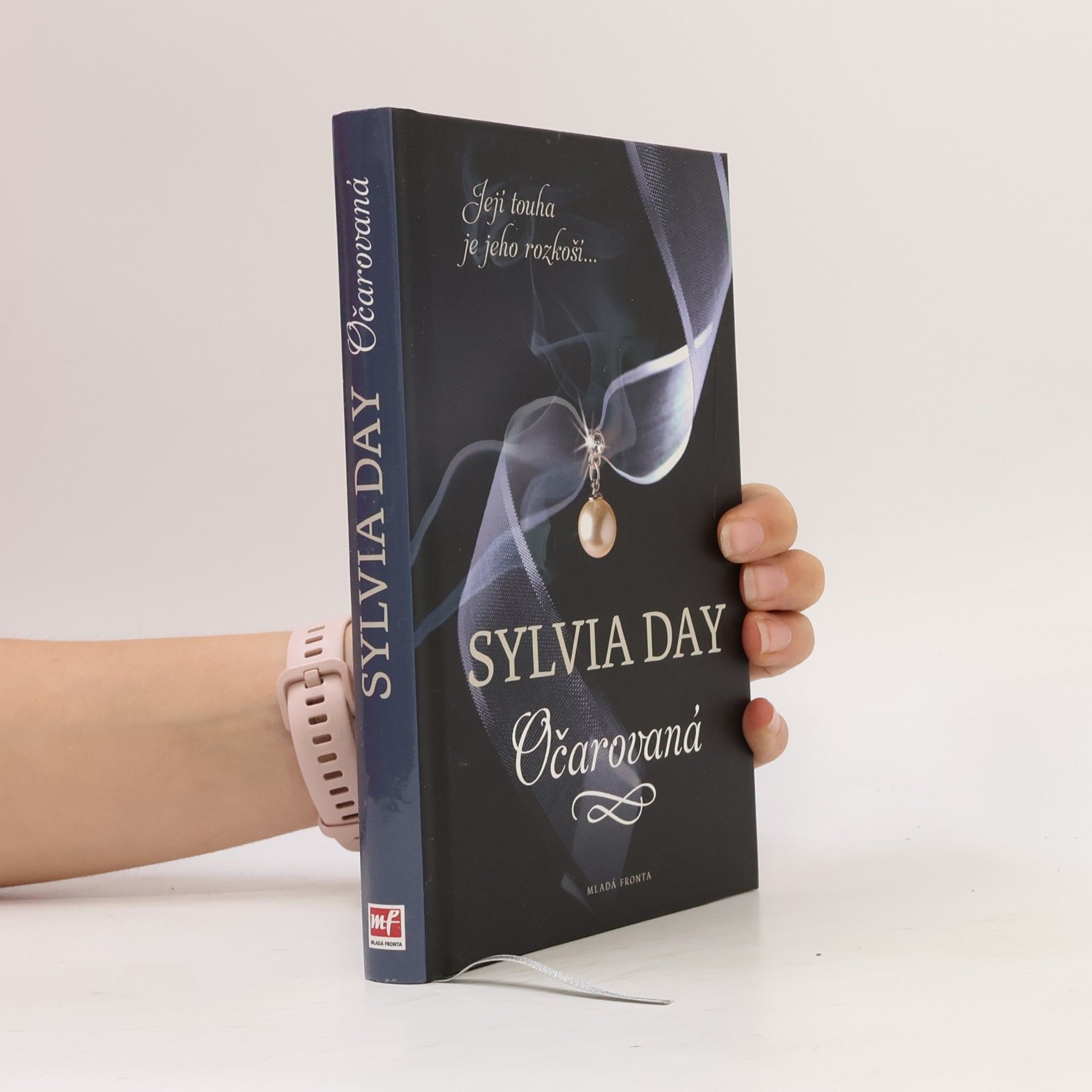 Sylvia Day Očarovaná