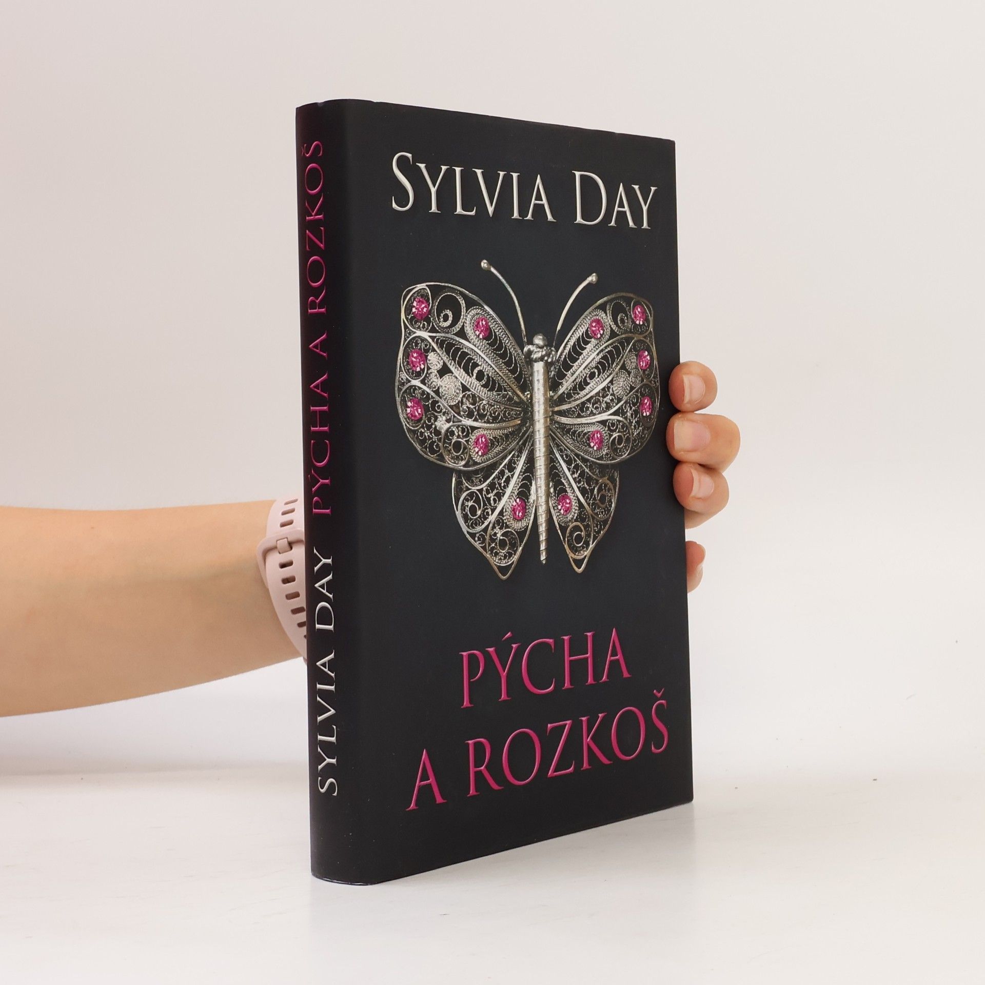 Sylvia Day Pýcha a rozkoš