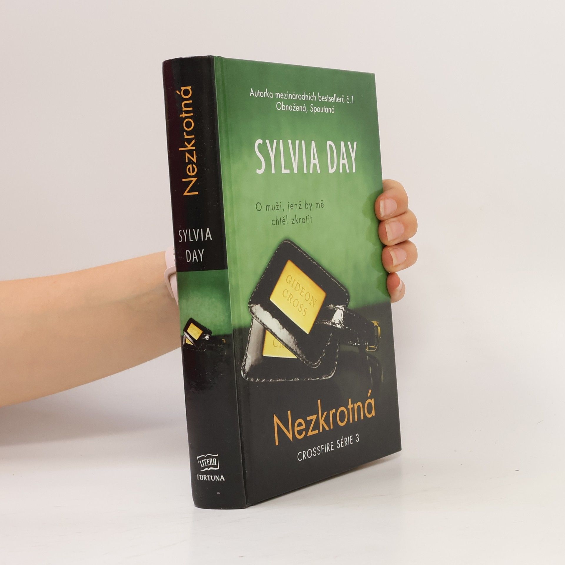 Sylvia Day Nezkrotná