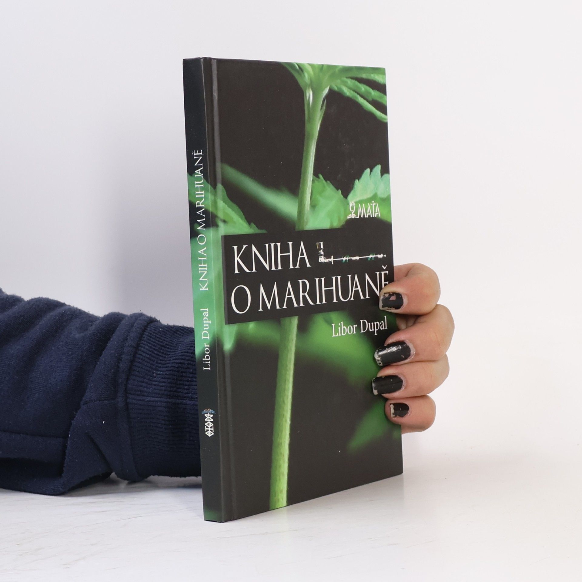 Kniha o marihuaně