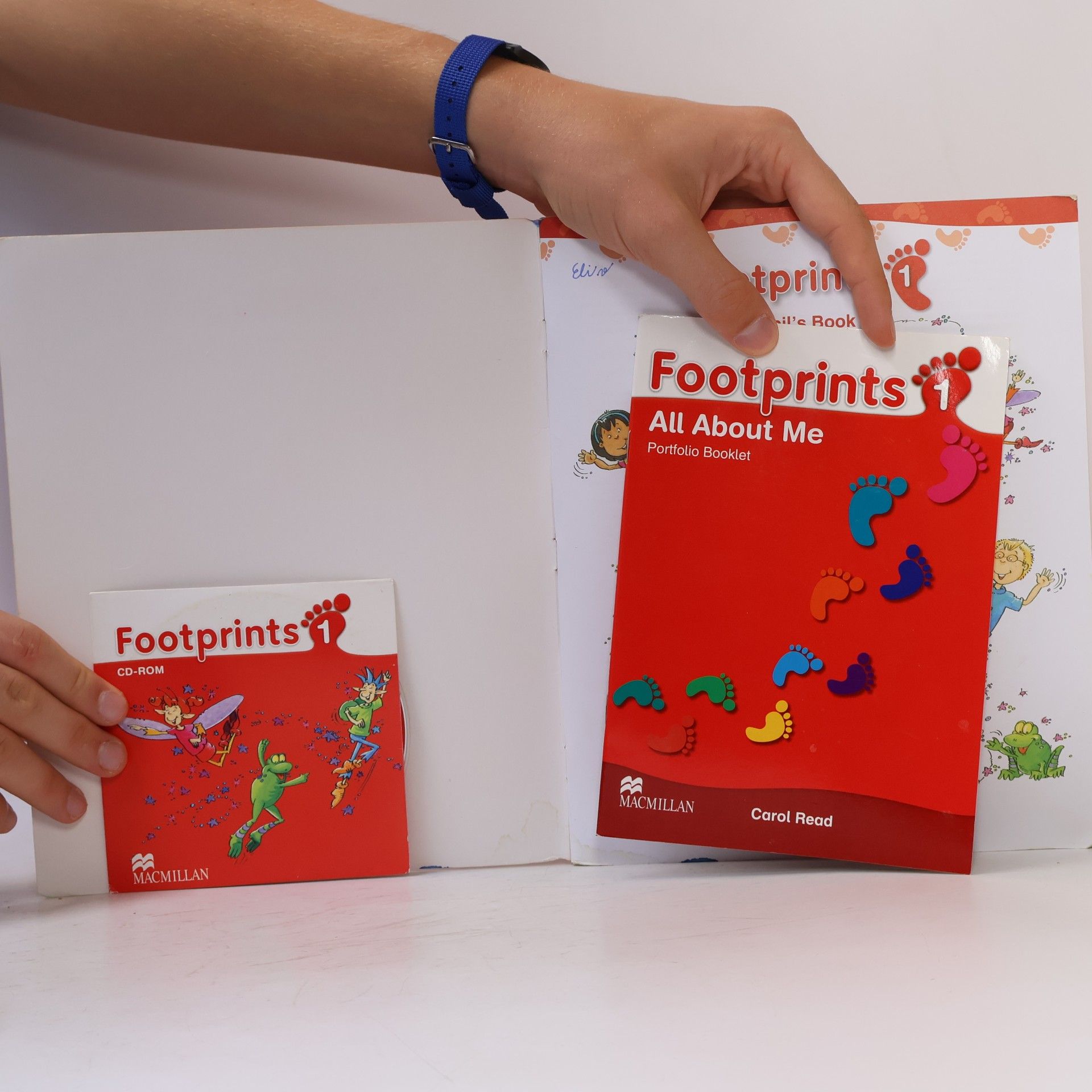 Carol Read Footprints 1. Pupil's book