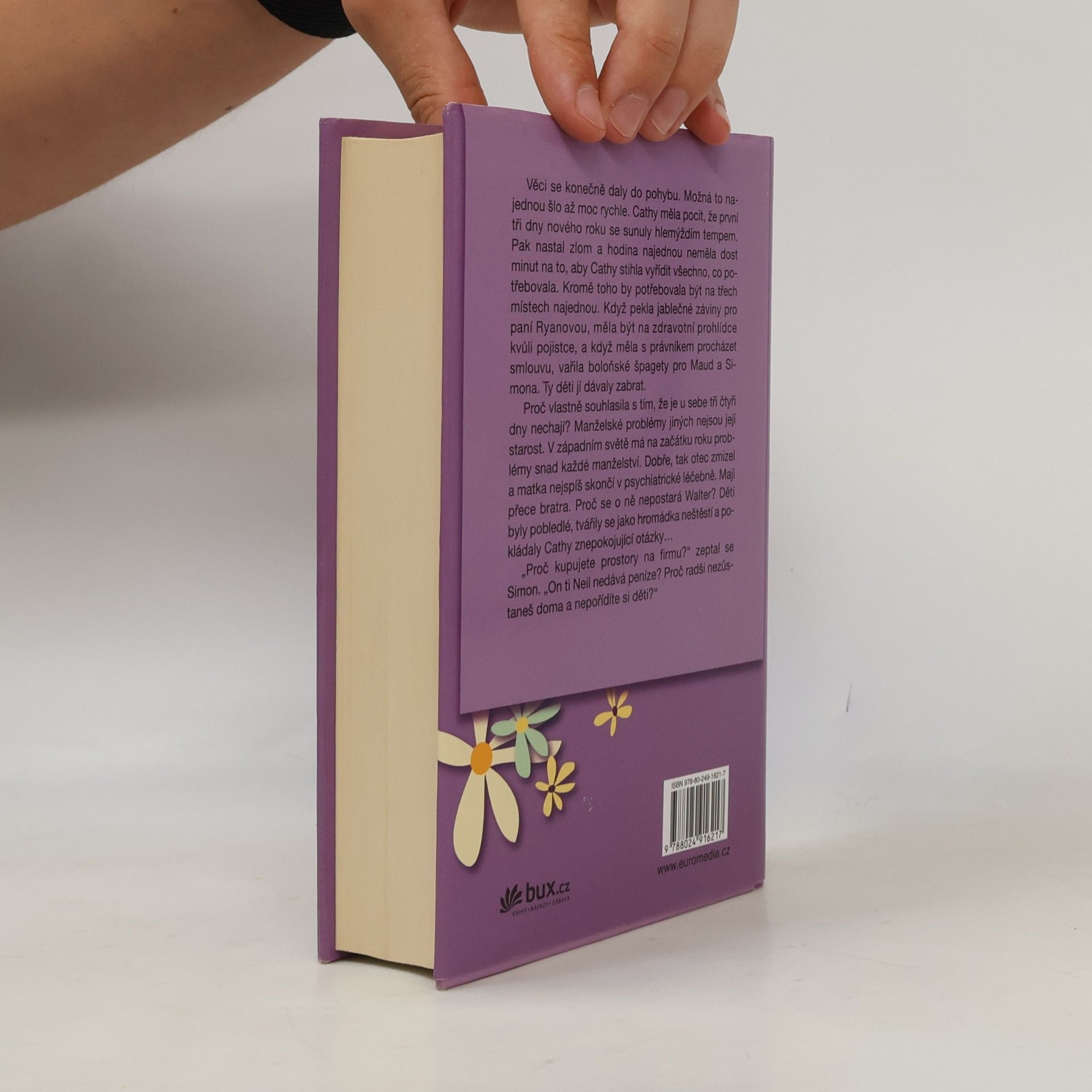 Maeve Binchy Šarlatové pírko