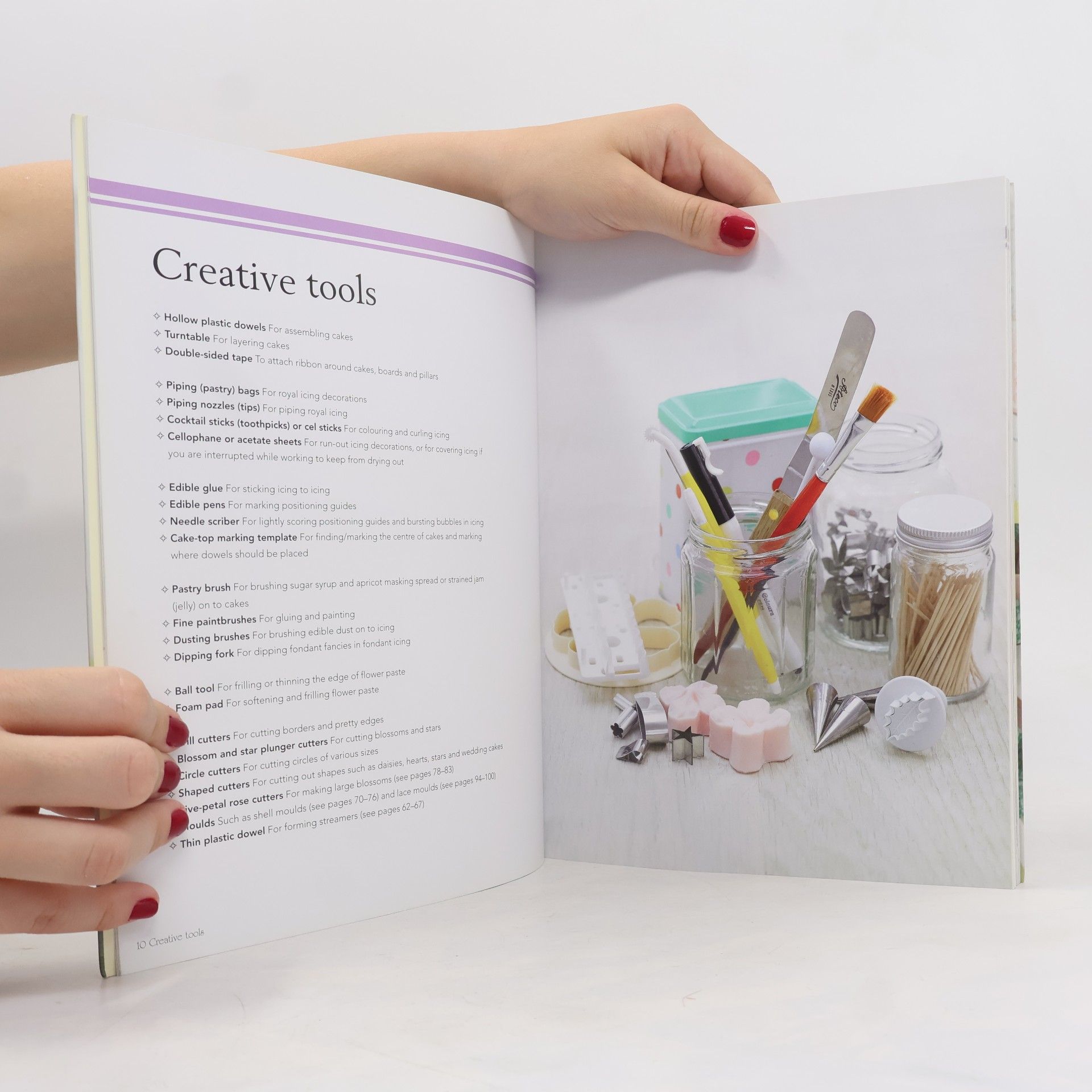 Zoe Clark Cake Decorating at Home