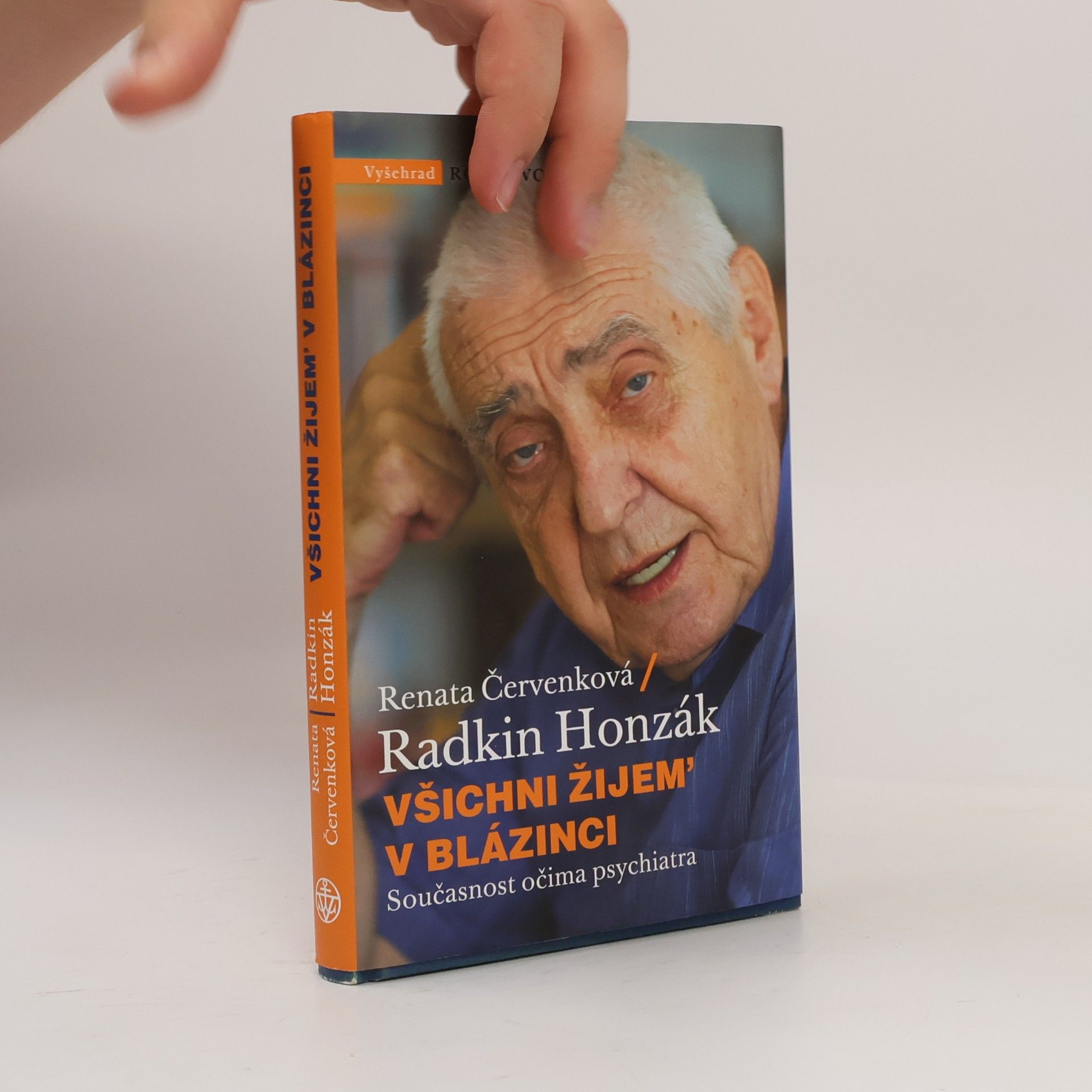Renata Červenková Všichni žijem' v blázinci