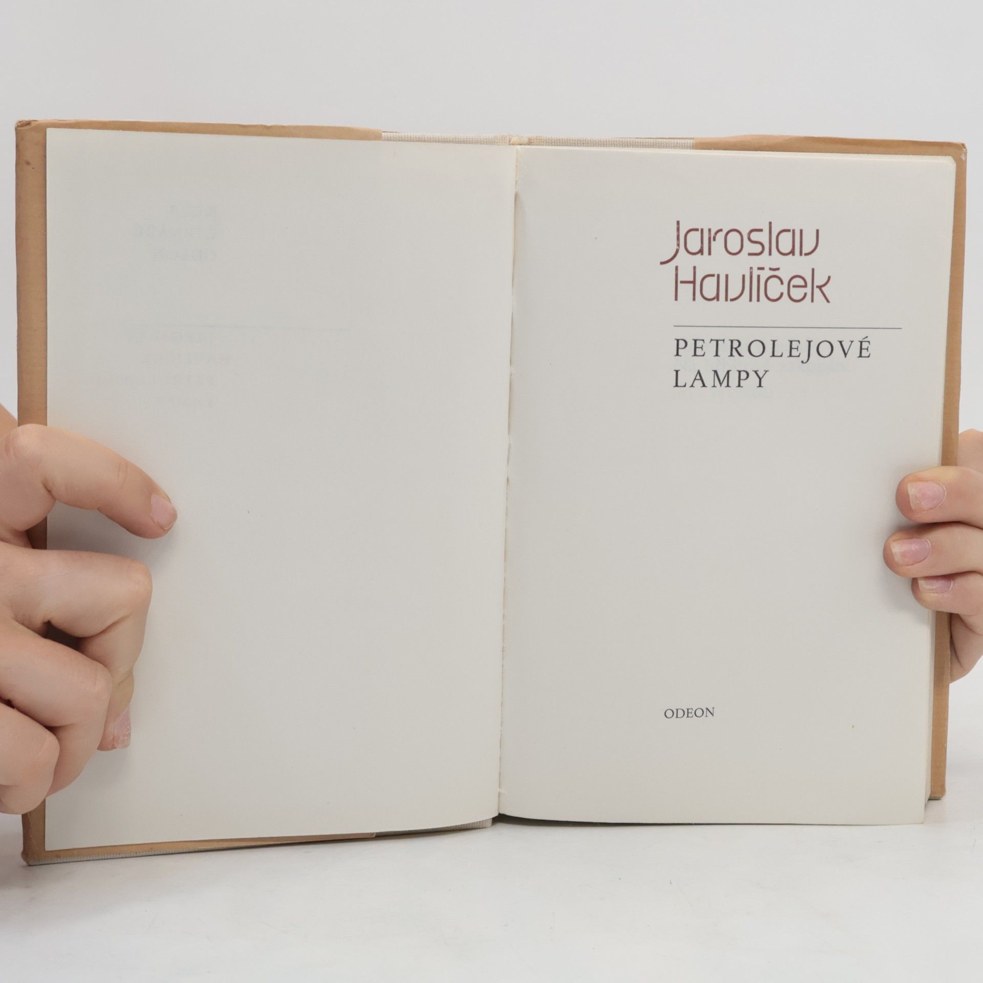 Jaroslav Havlíček Petrolejové lampy
