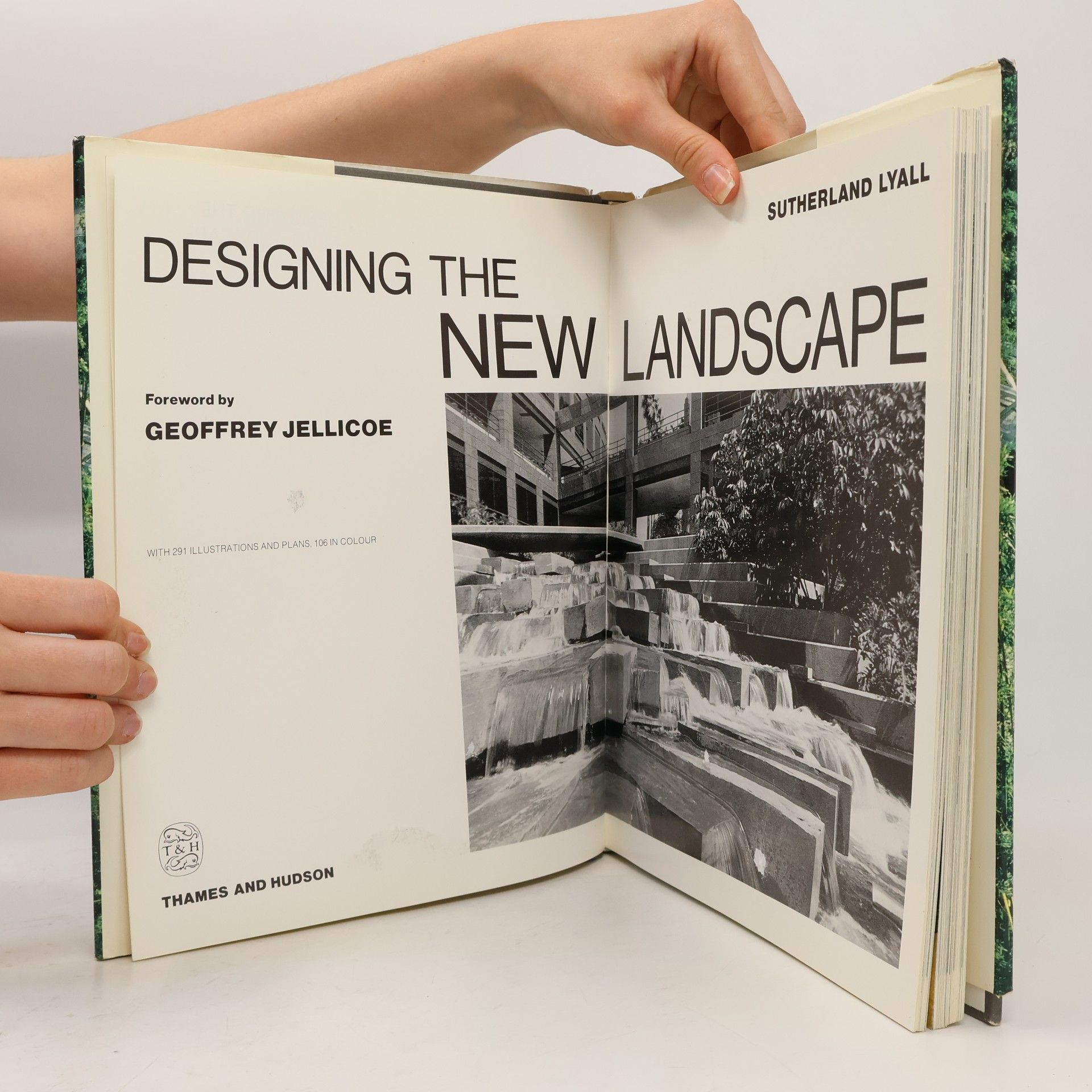 Sutherland Lyall Designing the New Landscape