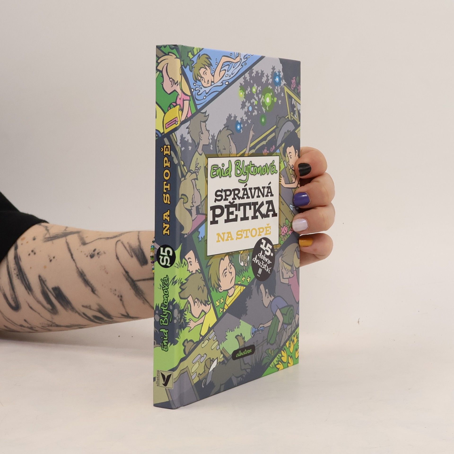 Enid Blyton Správná pětka. Na stopě