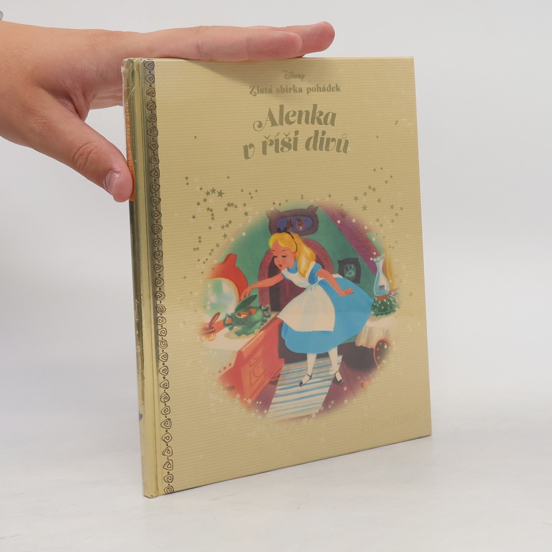 Various authors Zlatá sbírka pohádek 25. Alenka v říši divů