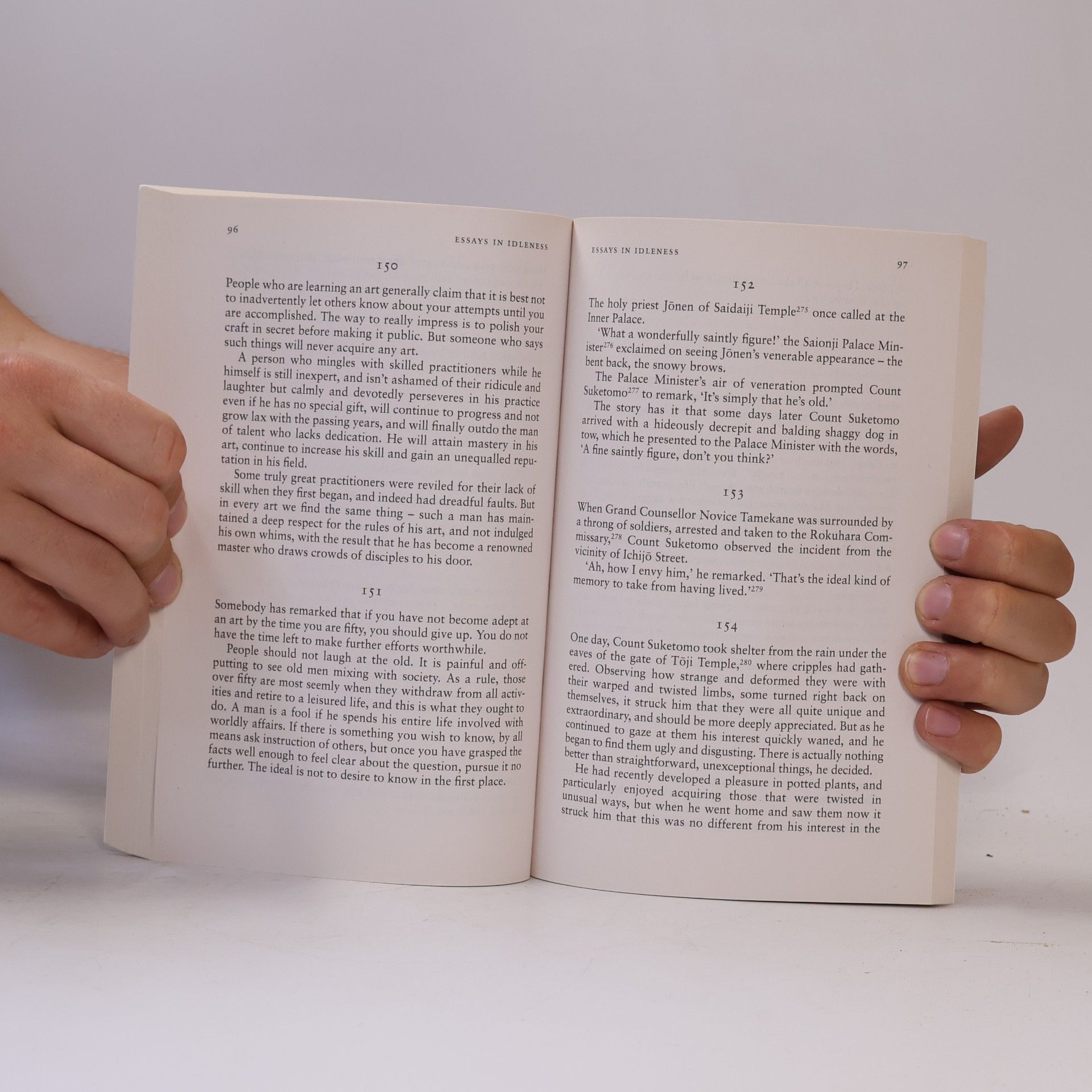 Kenko Yoshida Essays in Idleness