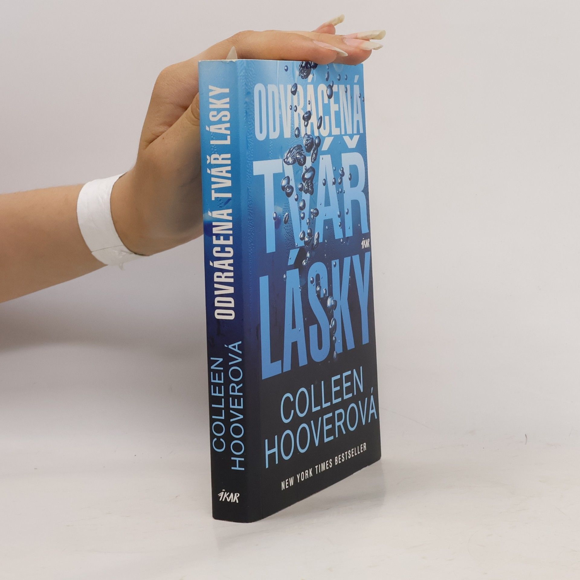 Colleen Hoover Odvrácená tvář lásky