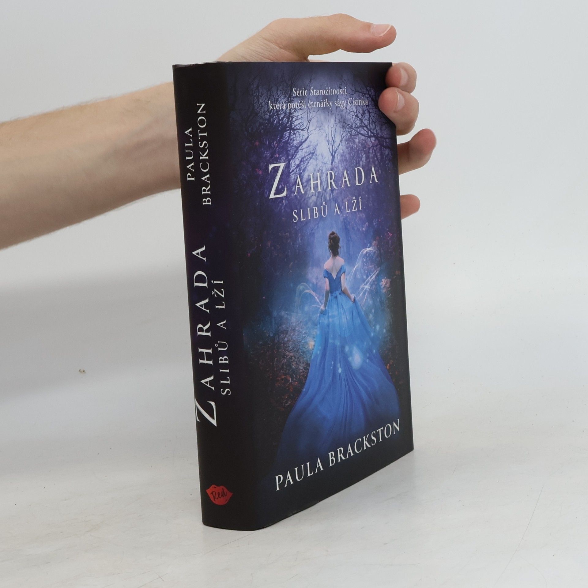 Paula Brackston Zahrada slibů a lží