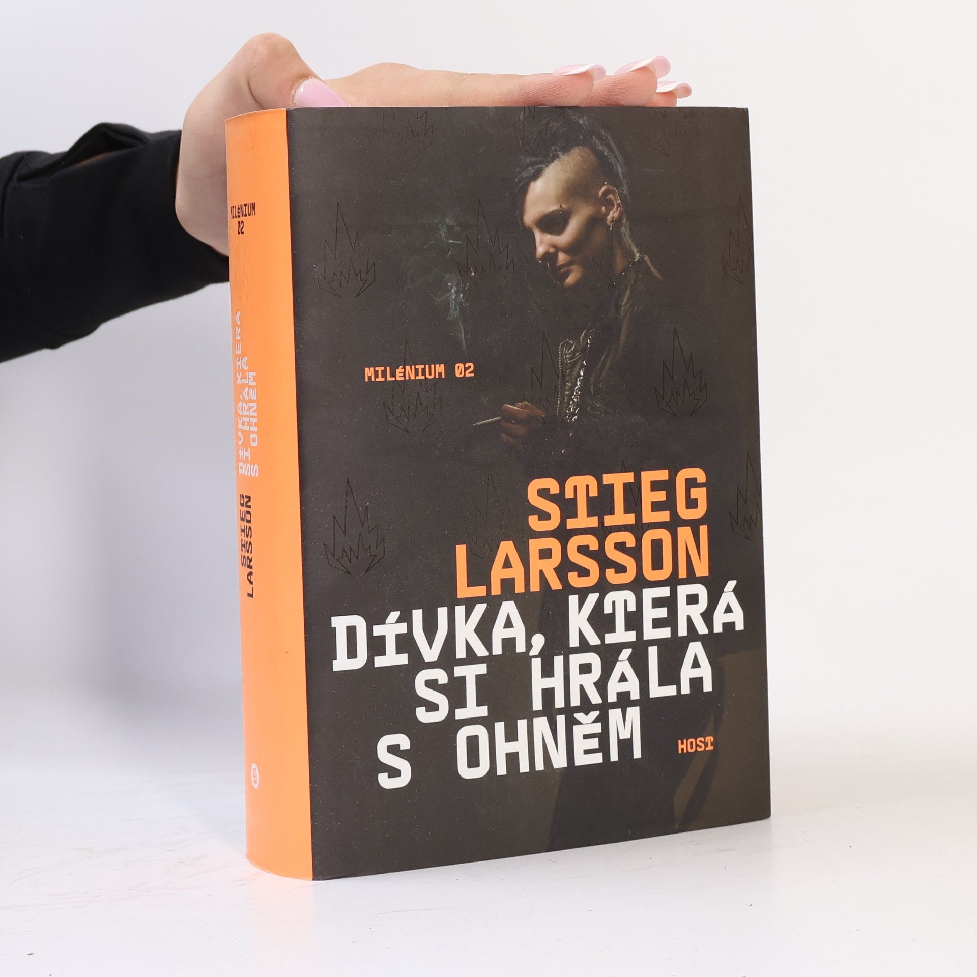 Stieg Larsson Dívka, která si hrála s ohněm