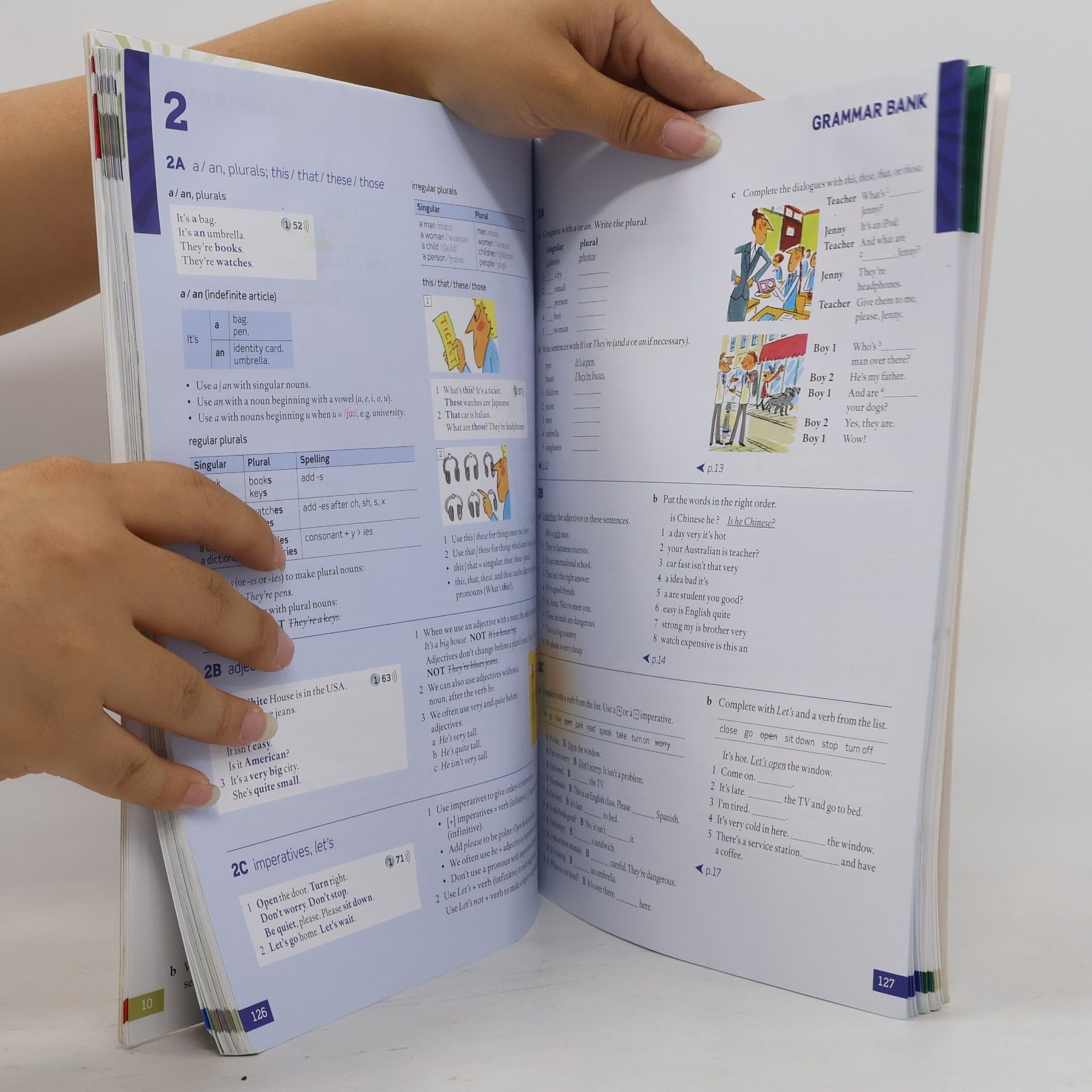 Christina Latham-Koenig English file : Elementary. Student's book