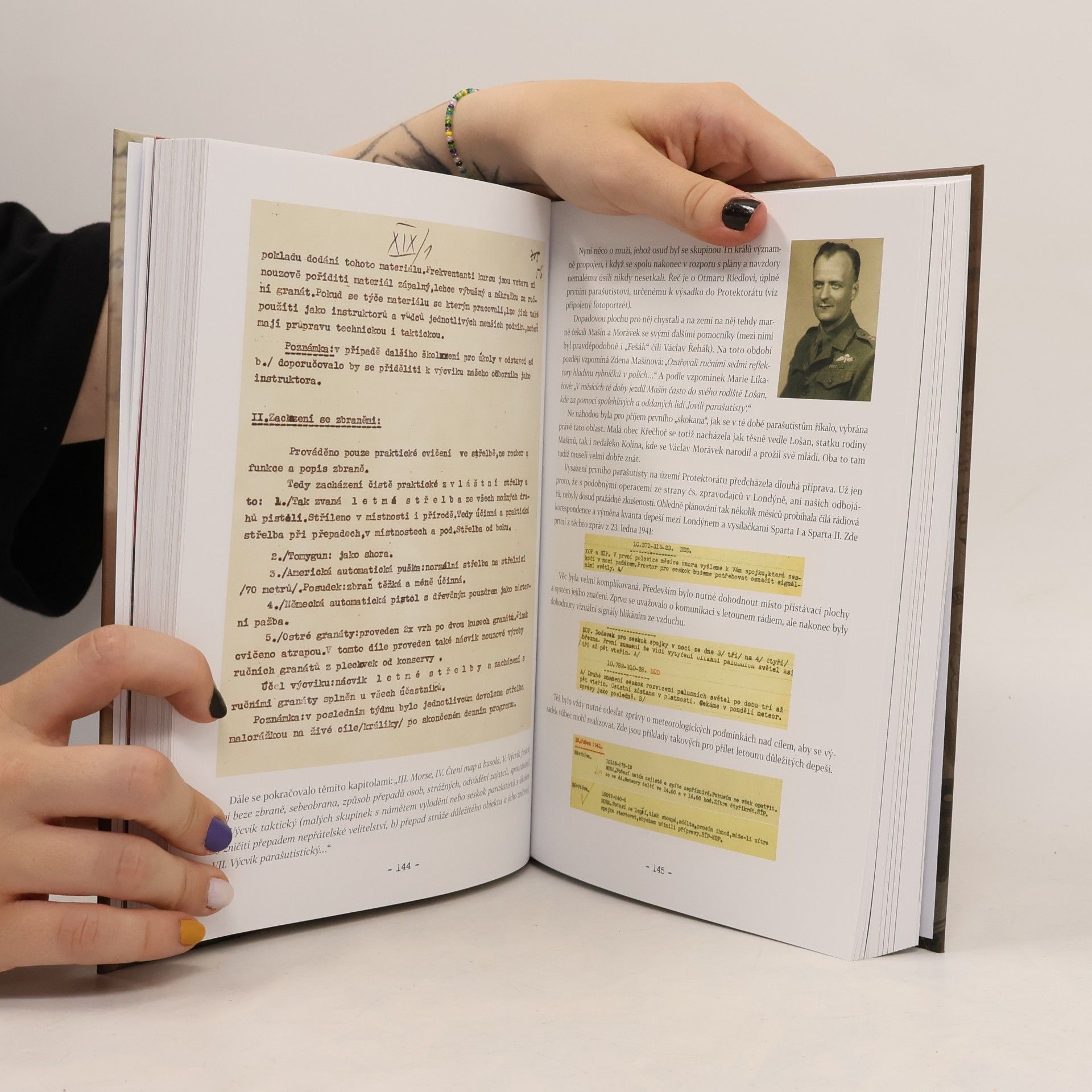 Pavel Černý Škpt. Václav Morávek a lidé kolem něj