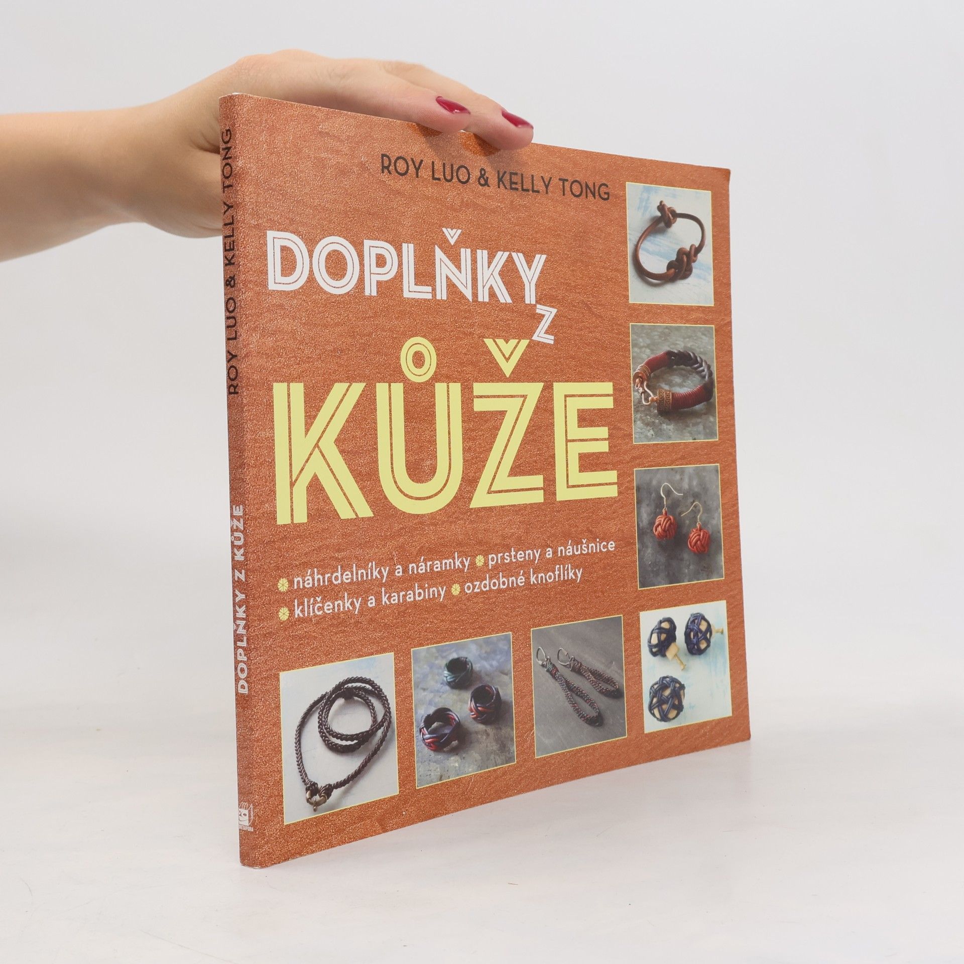 Kelly Tong Doplňky z kůže