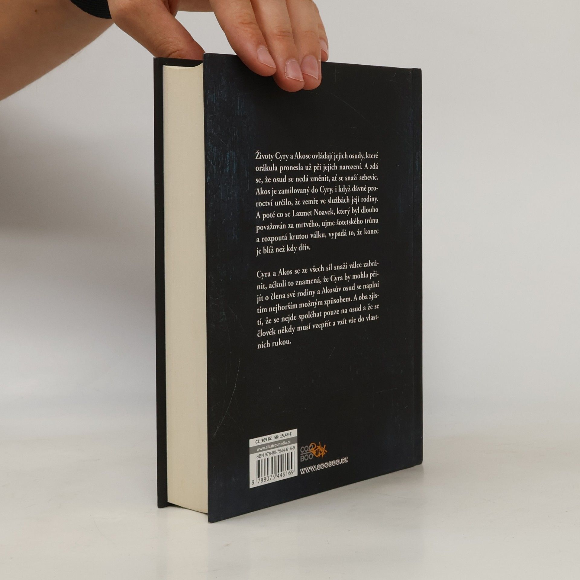 Veronica Roth Cesty se rozcházejí