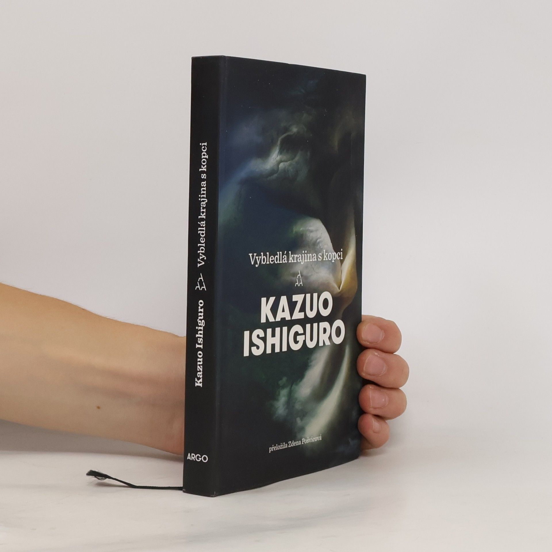 Kazuo Ishiguro Vybledlá krajina s kopci