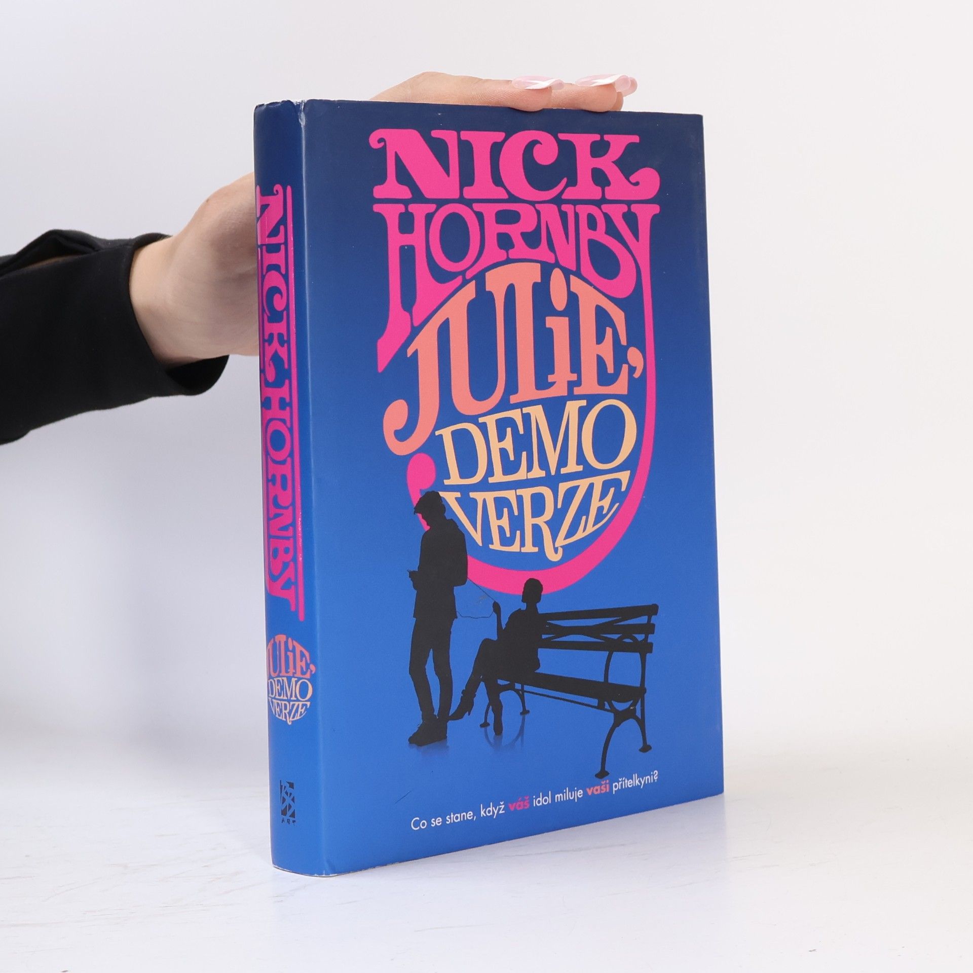 Nick Hornby Julie, demoverze