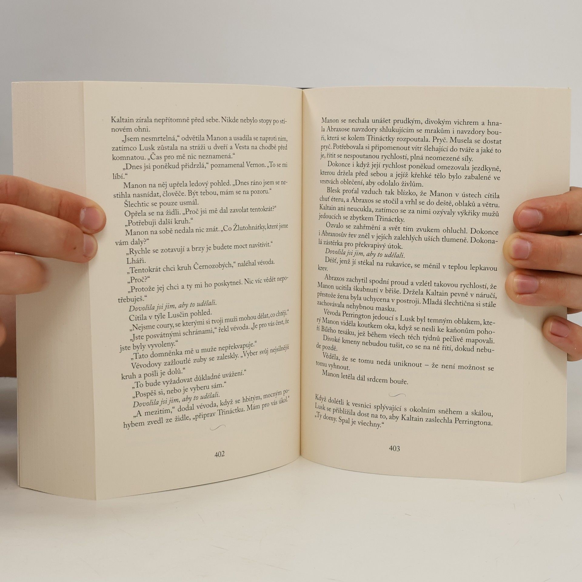 Sarah J. Maas Skleněný trůn 4-6 (box)