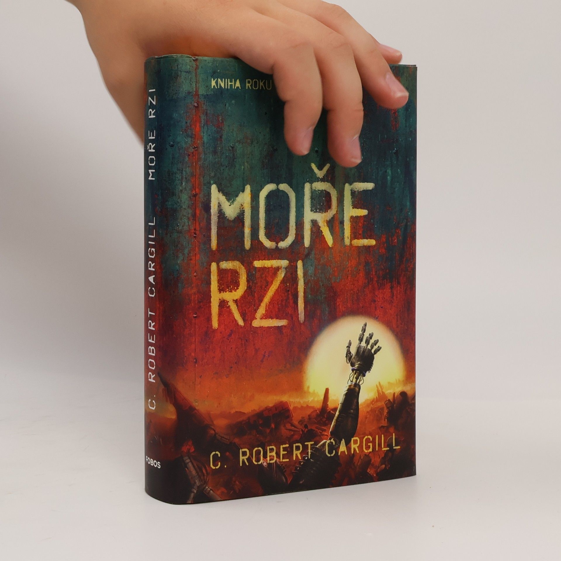C. Robert Cargill Moře rzi
