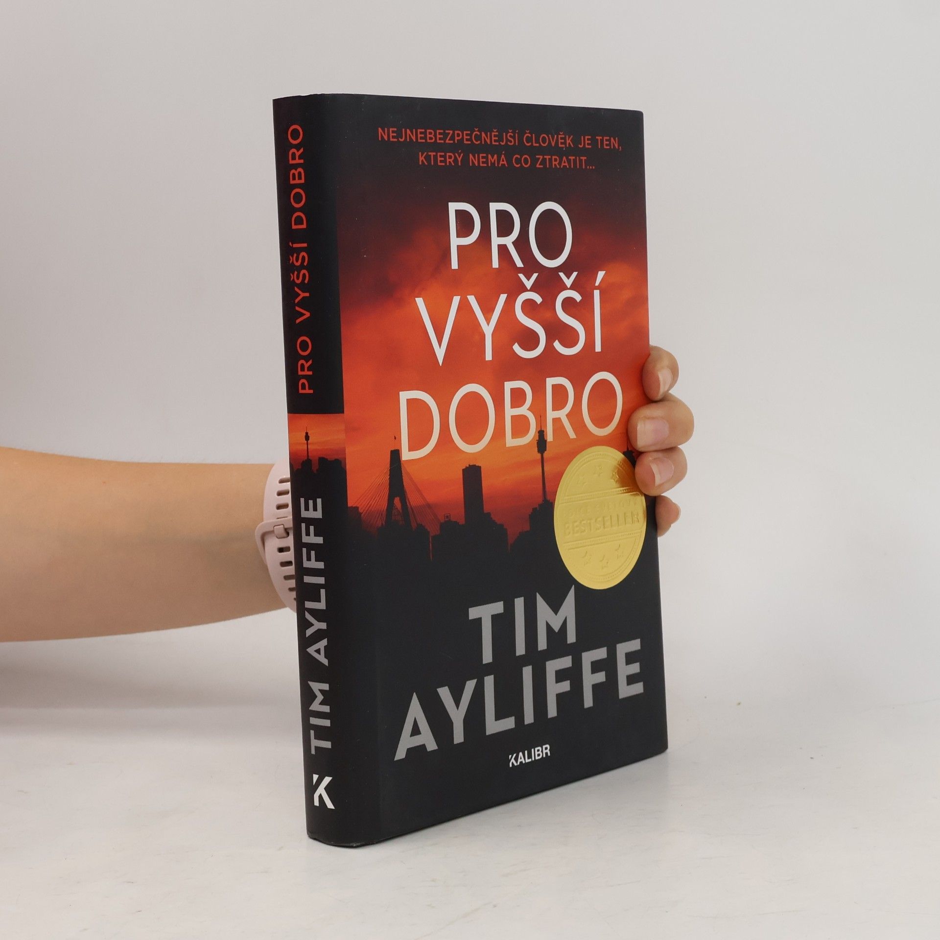 Tim Ayliffe Pro vyšší dobro
