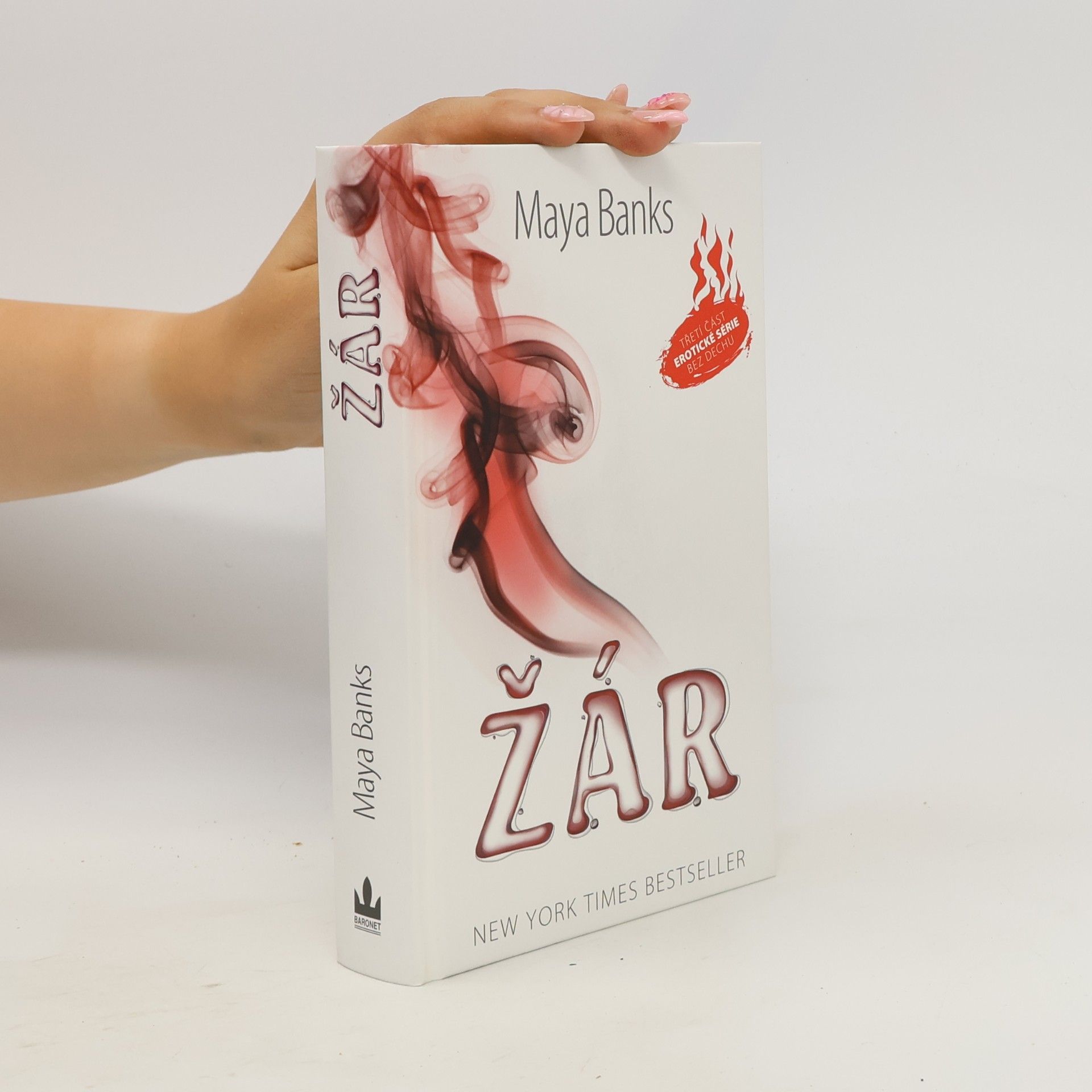 Maya Banks Žár