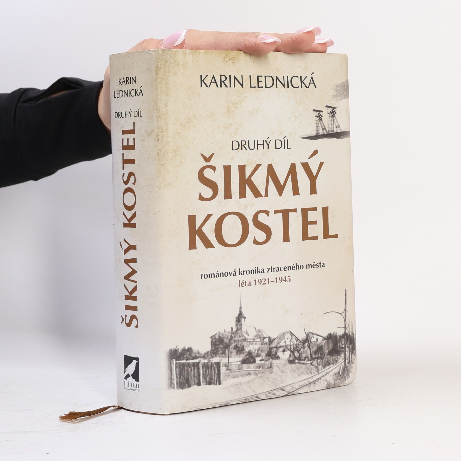 Karin Lednická Šikmý kostel 2